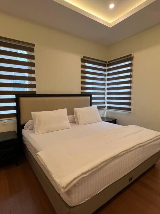 Villa photo 2