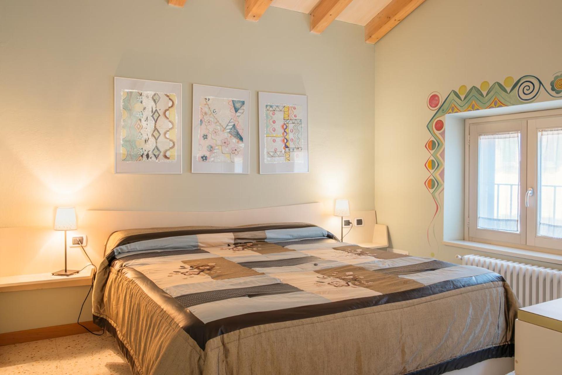 Triple Room with Shared Bathroom