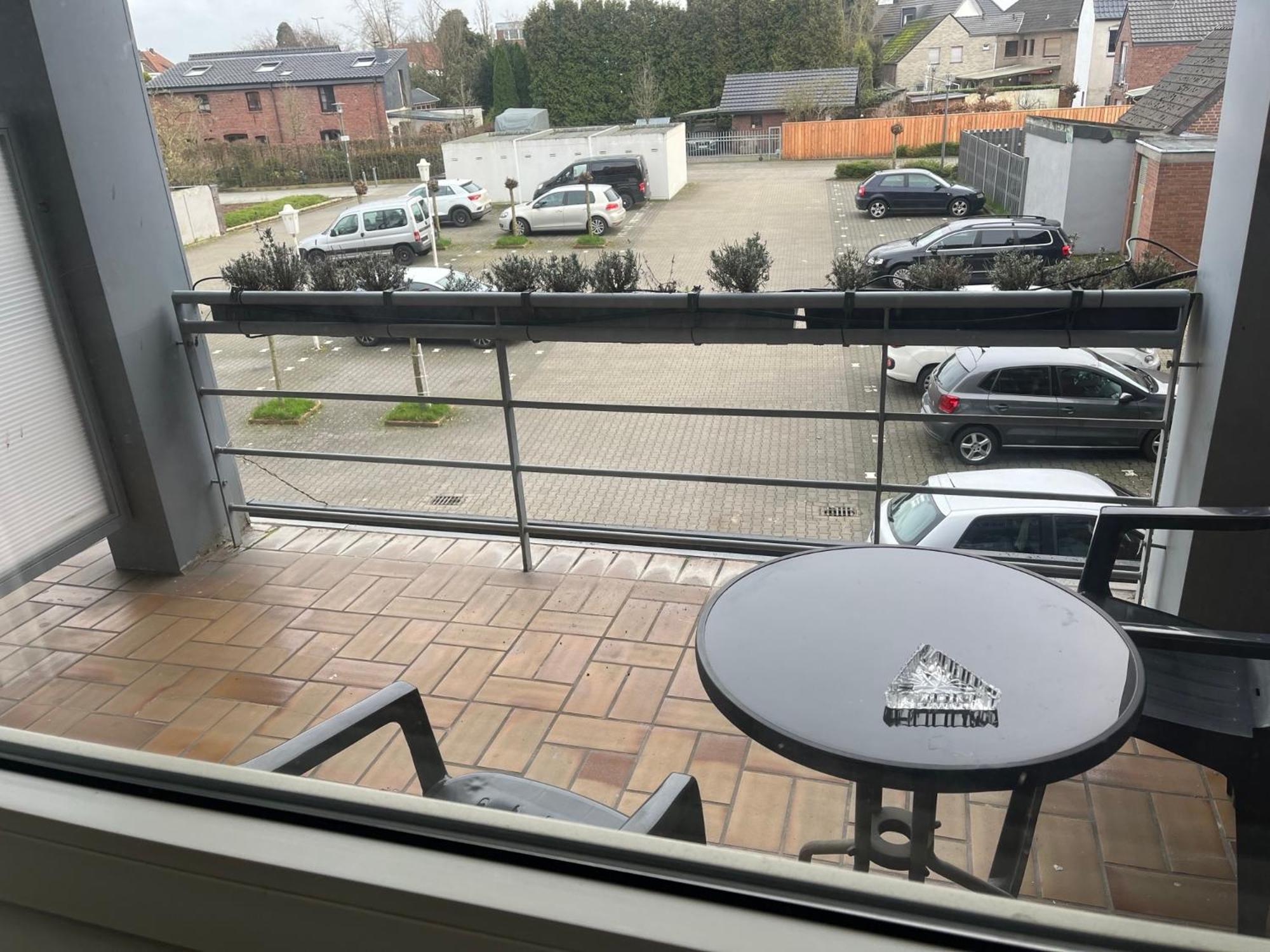 Deluxe Double Room with Balcony - Photo 5