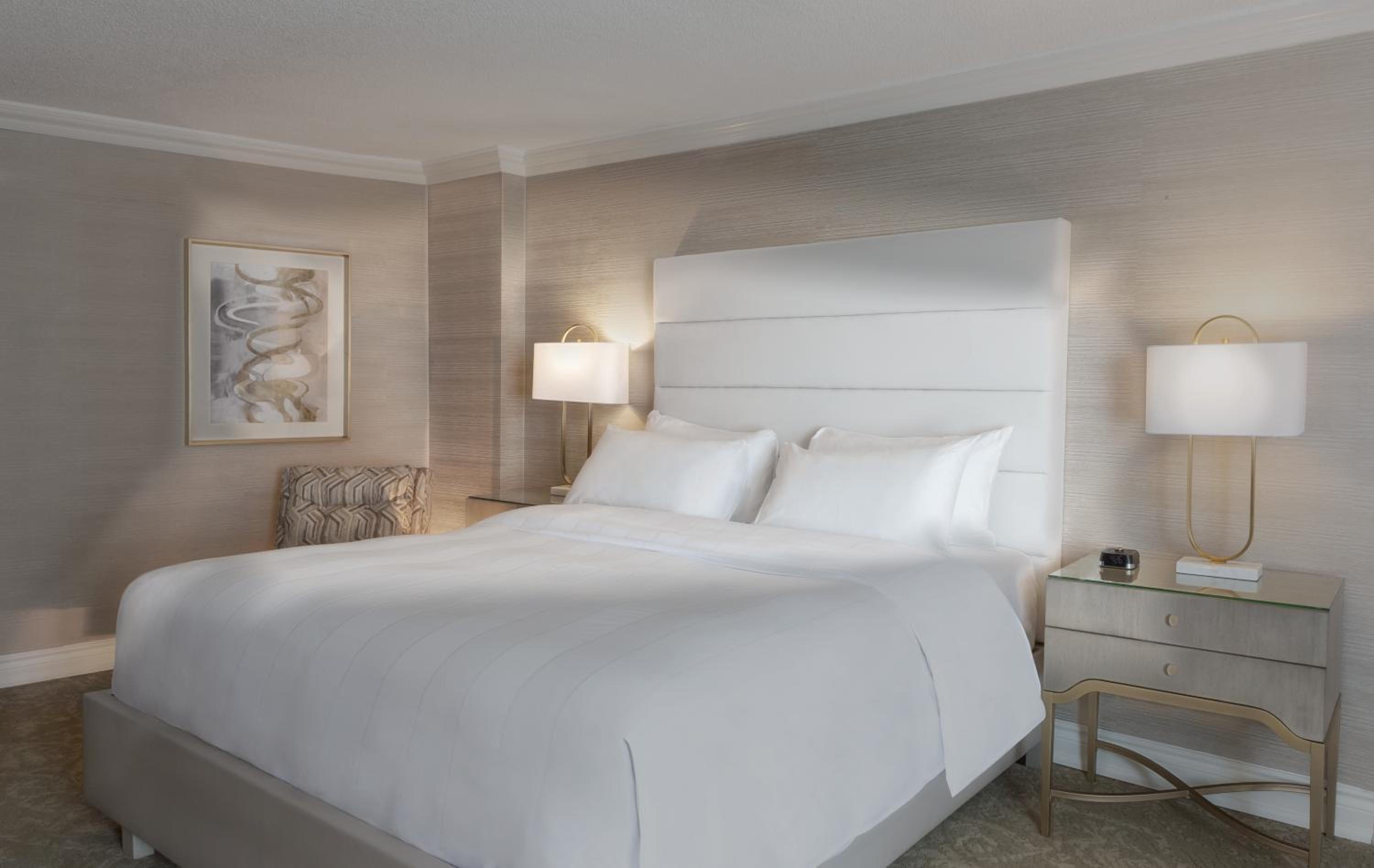 Standard King Room - Photo 1