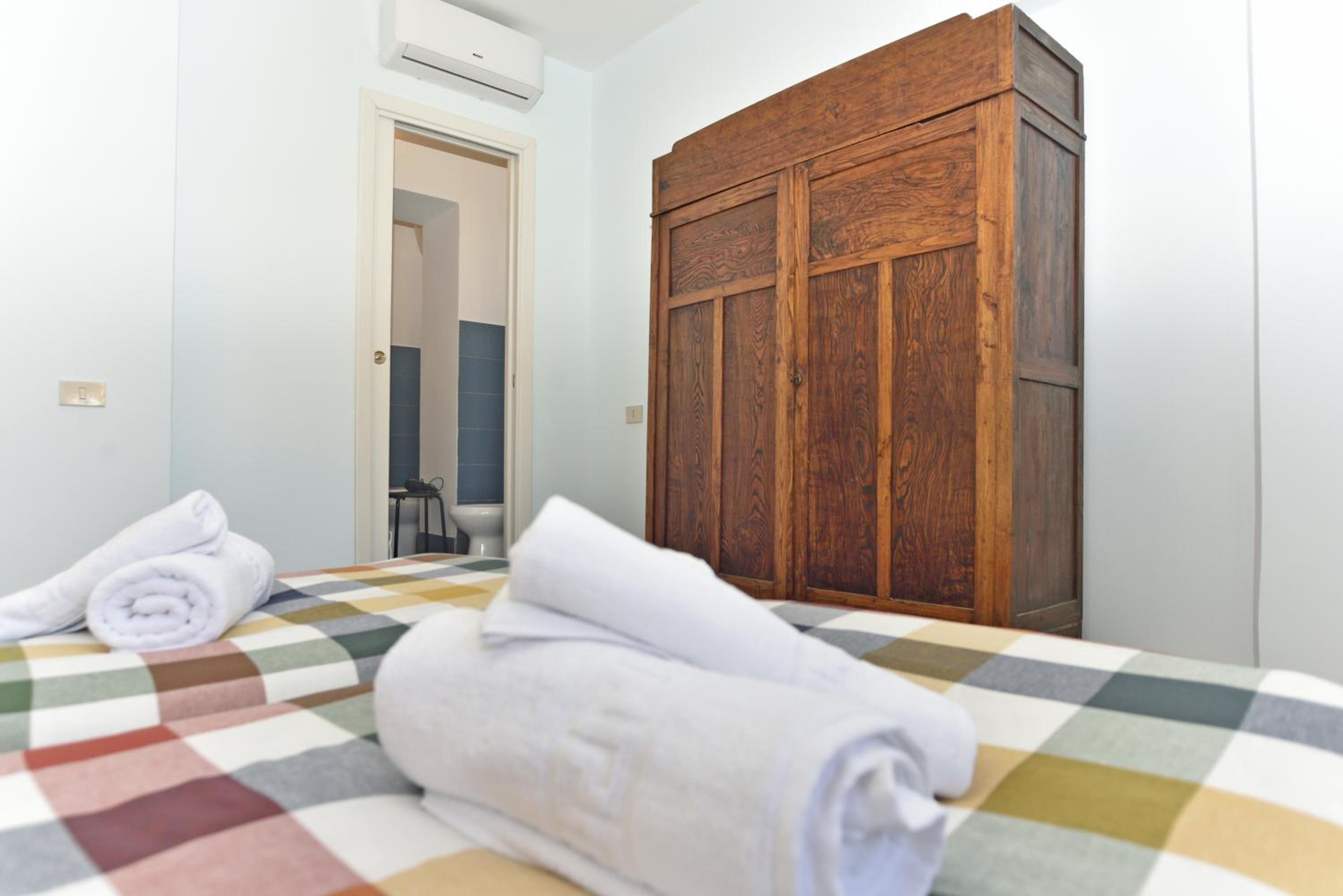 Double Room With Private Bathroom photo 1