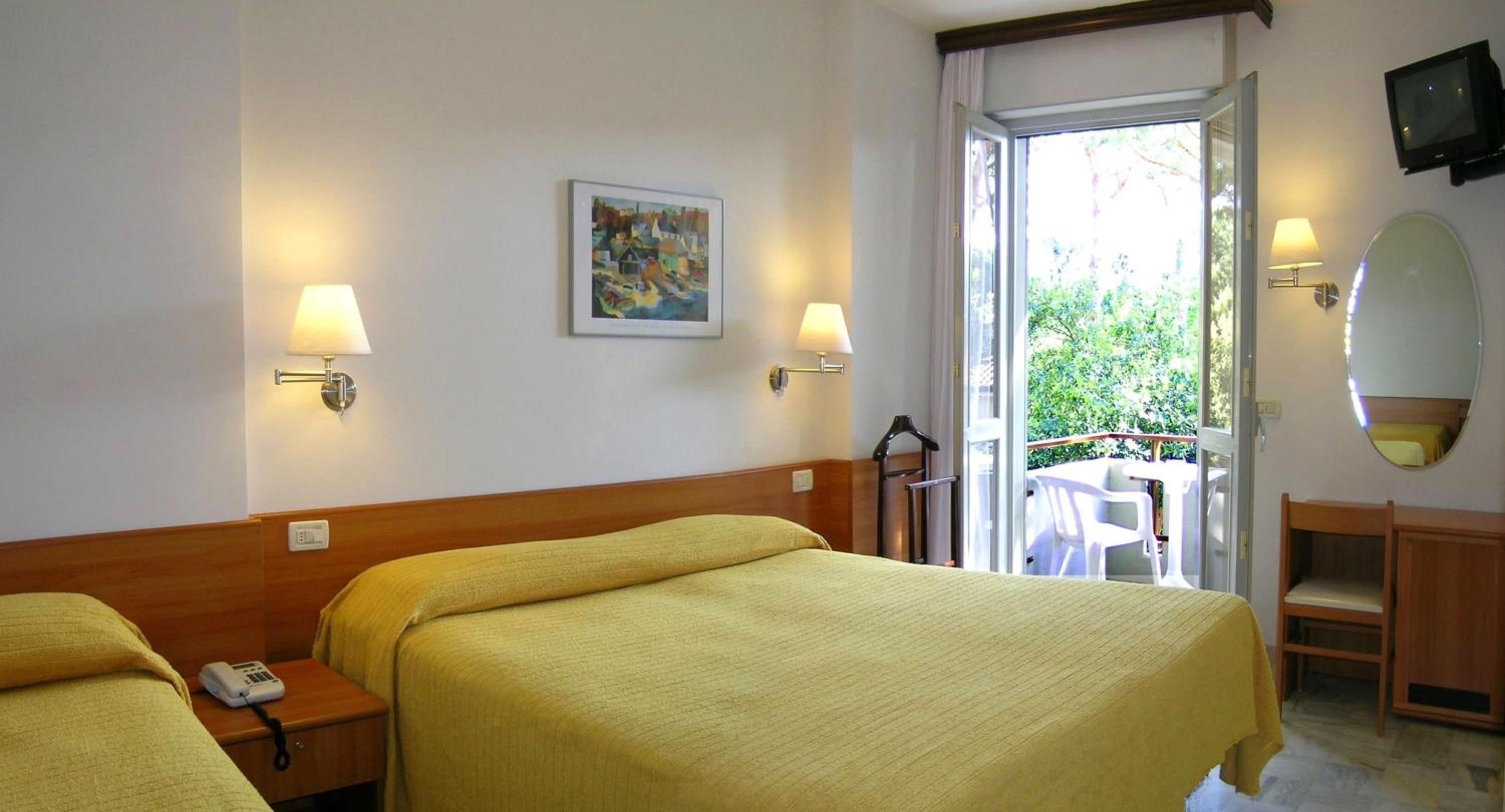 Triple Room with Balcony