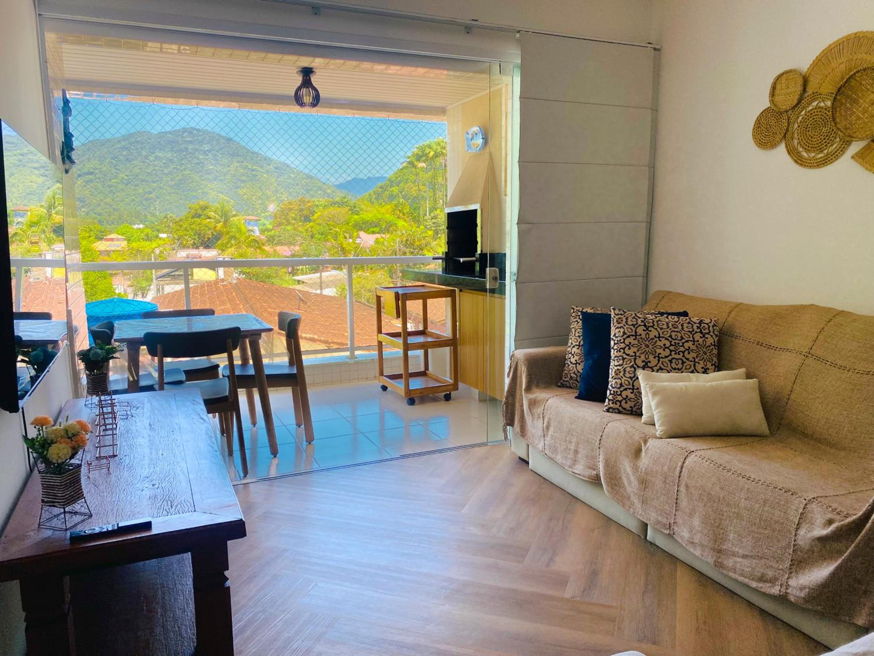 Apartment with Balcony photo 1