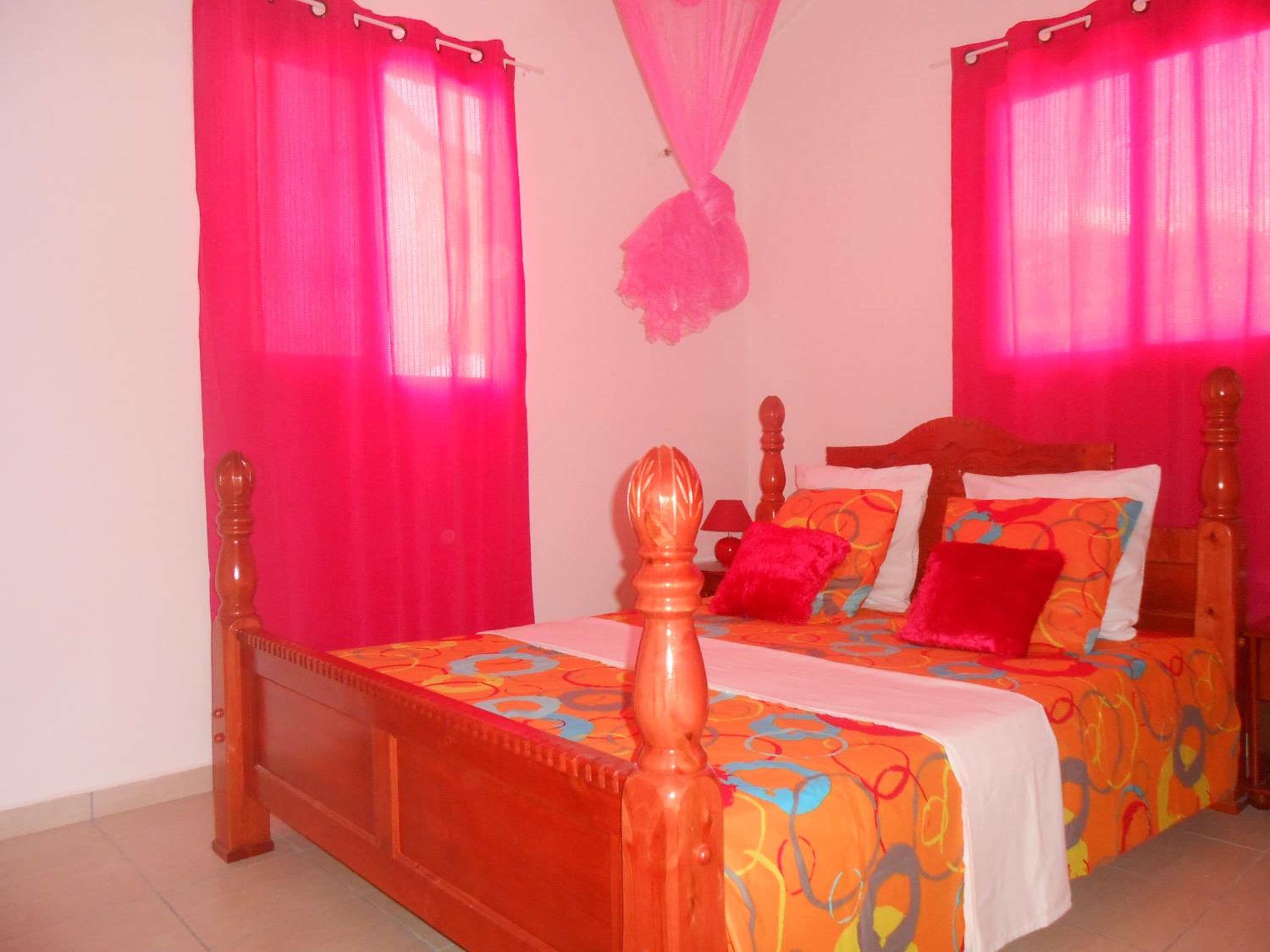 Two-Bedroom House photo 2