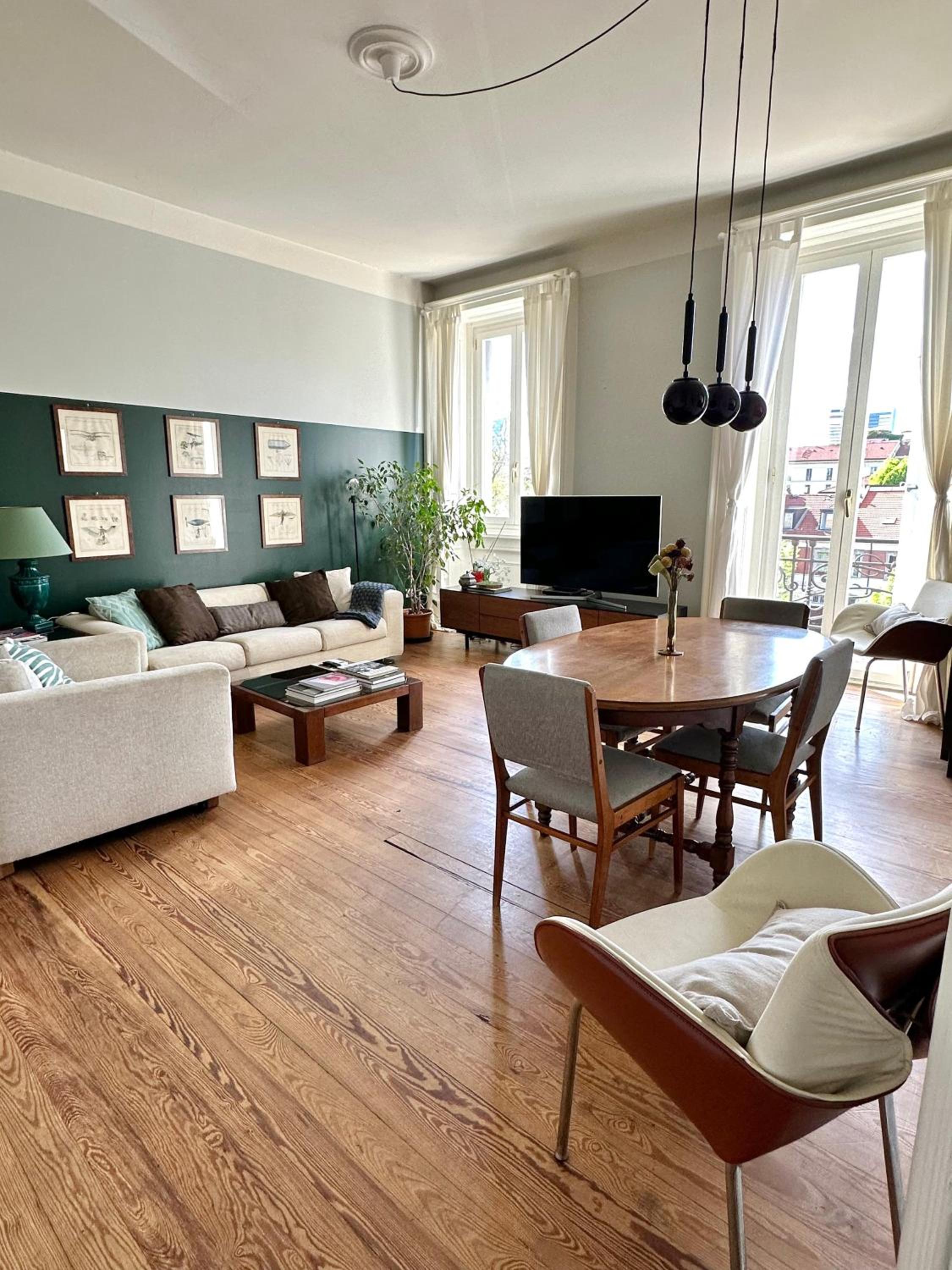 One-Bedroom Apartment