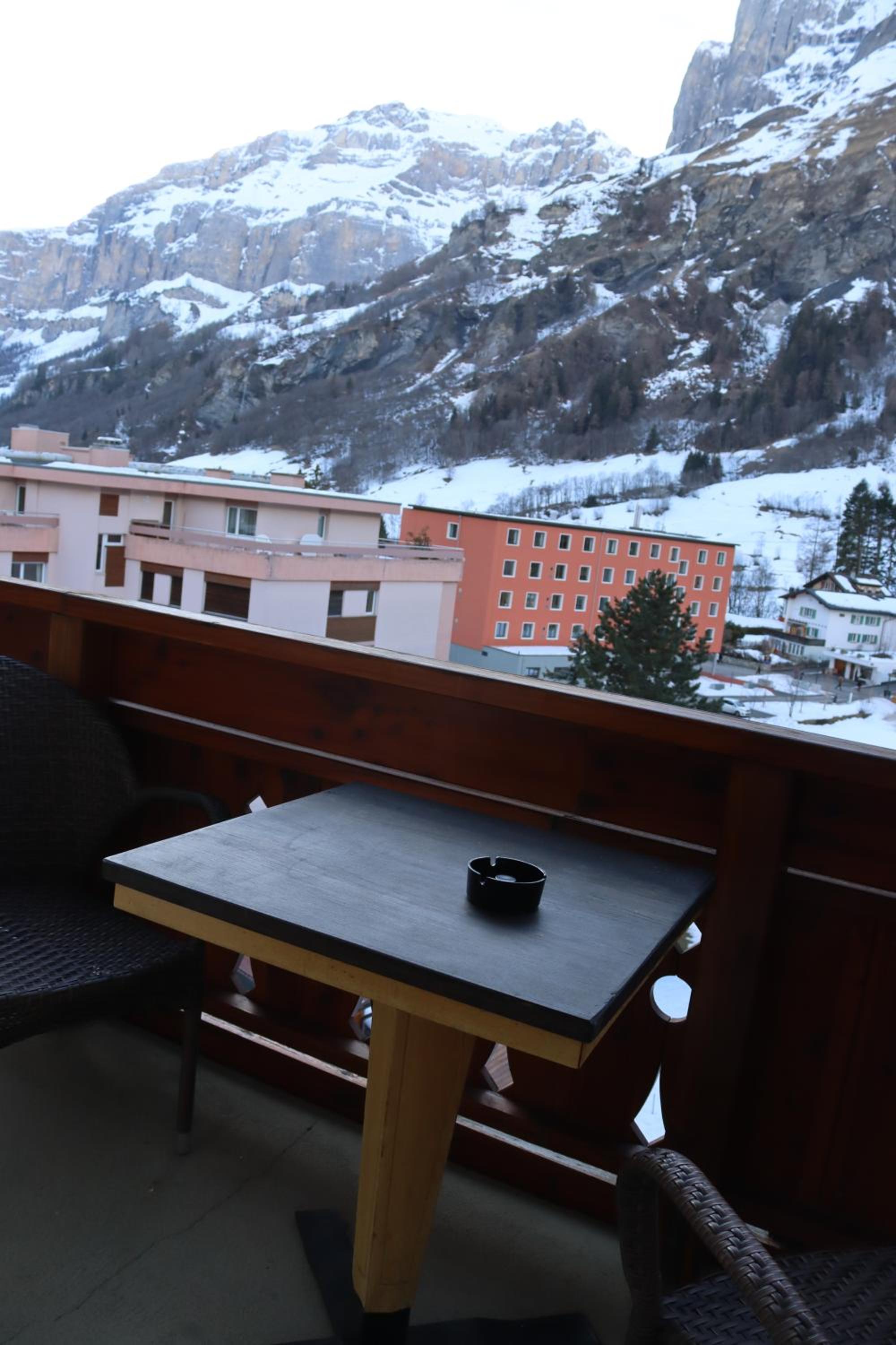 Double Room with Balcony - Photo 24