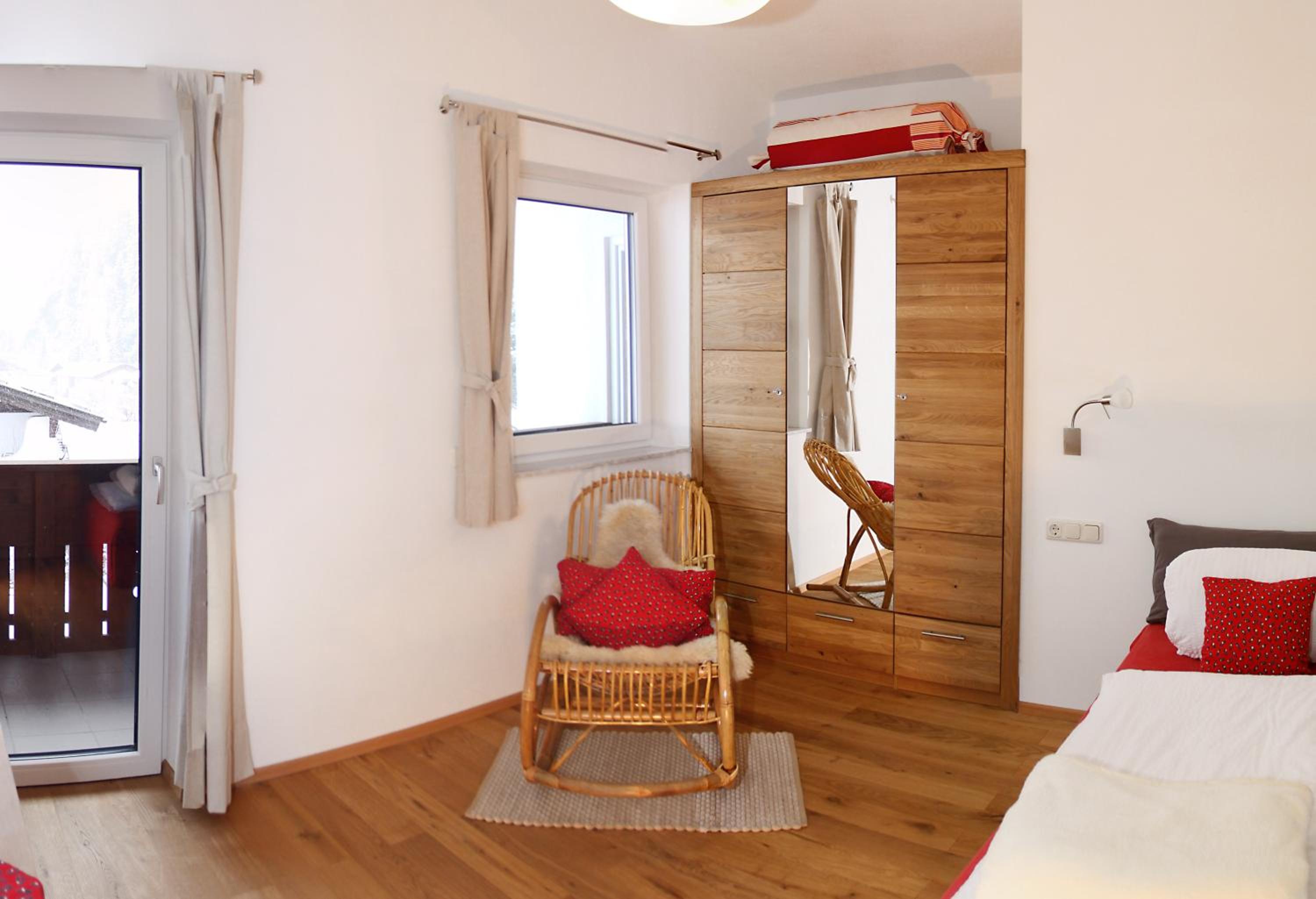 Three-Bedroom Apartment photo 1