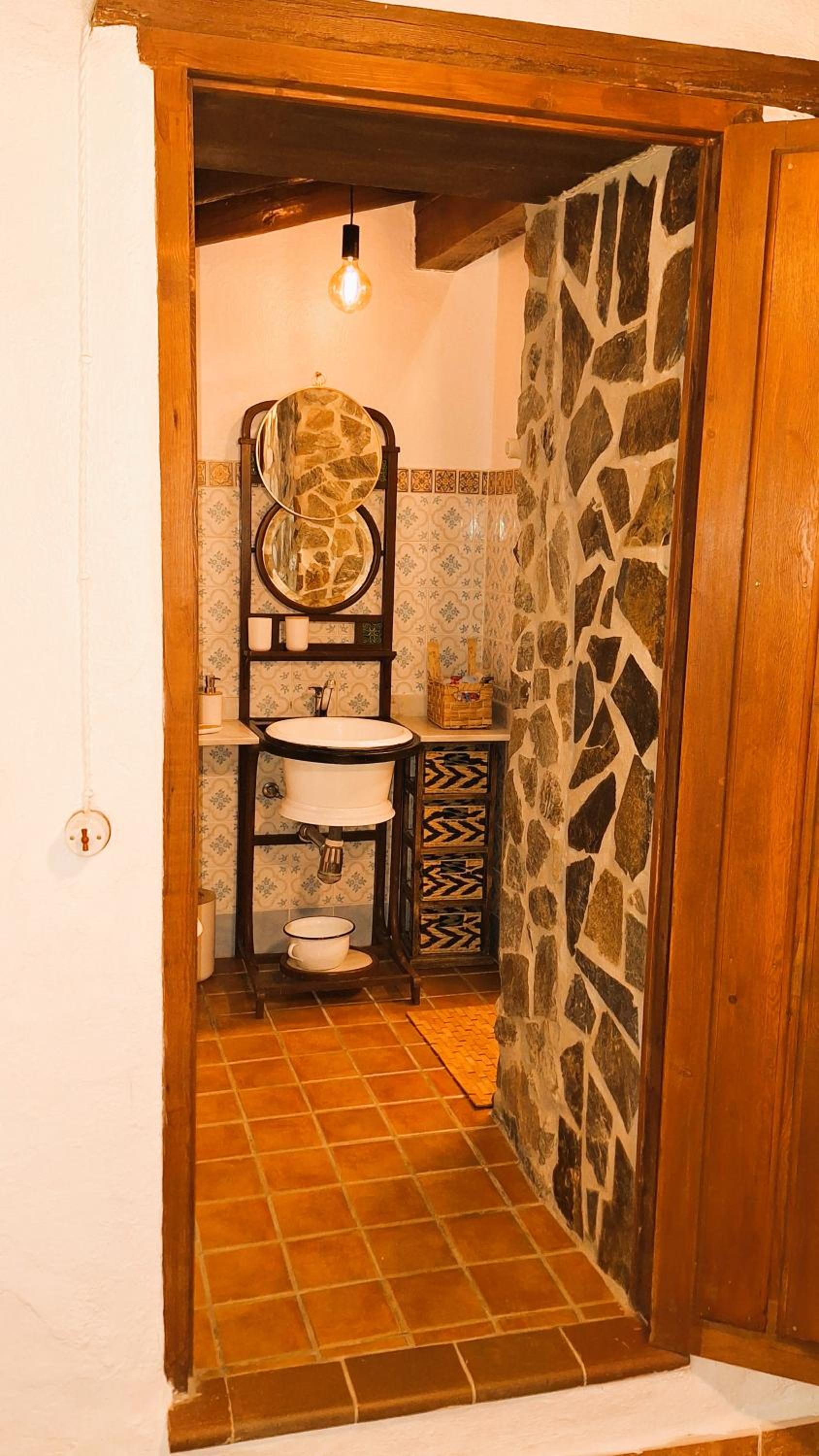Double Room With Private Bathroom photo 3