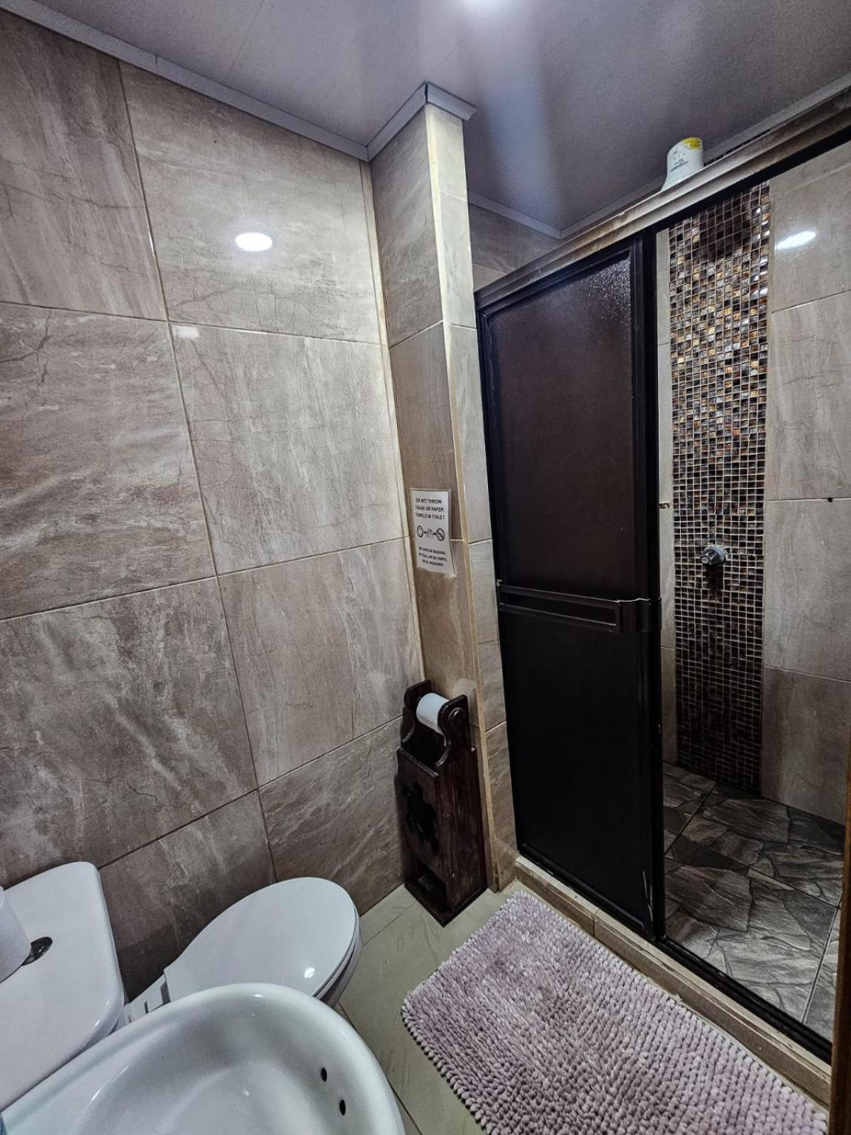 Quadruple Room With Private Bathroom photo 3