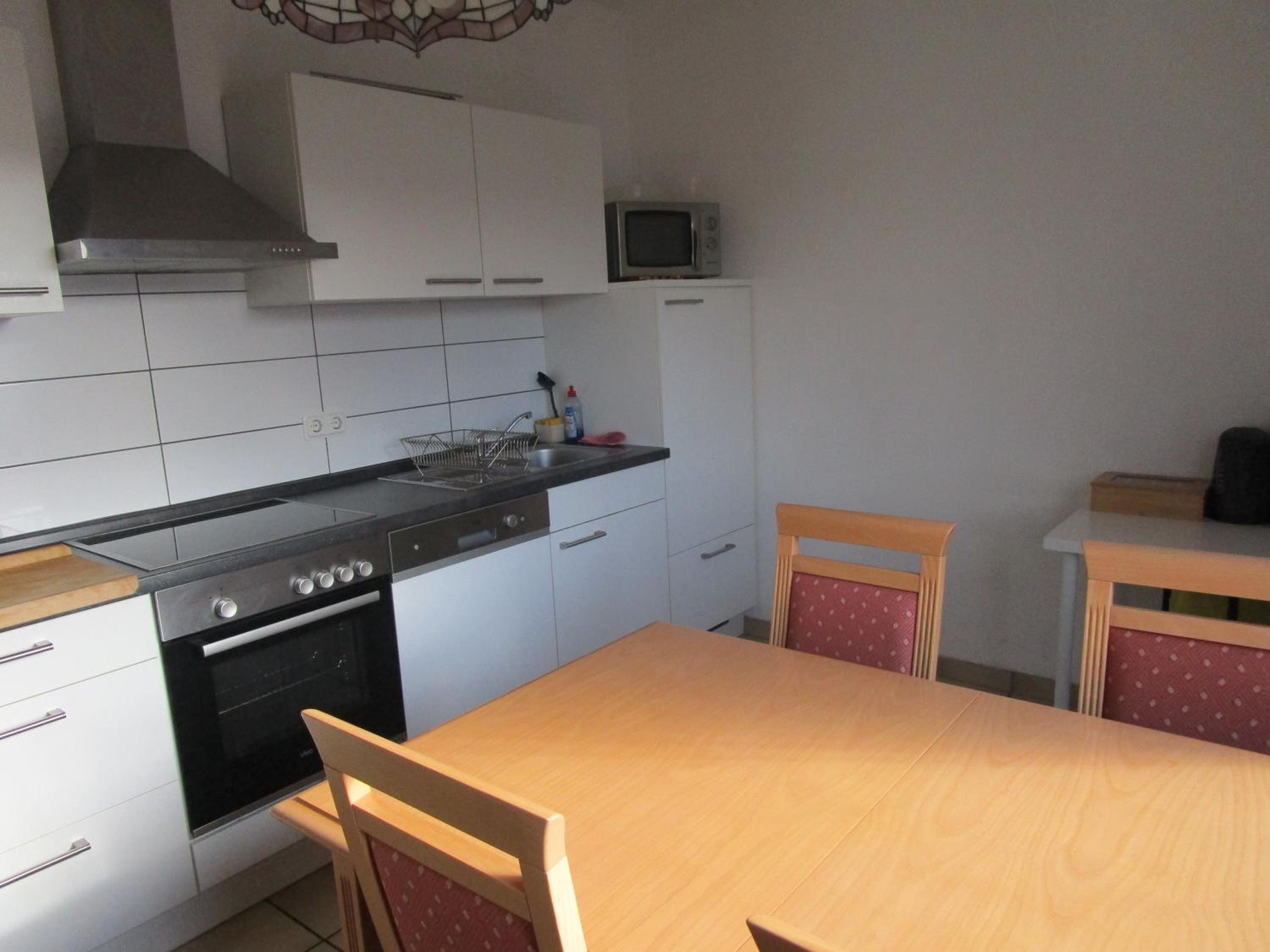Two-Bedroom Apartment - Photo 8