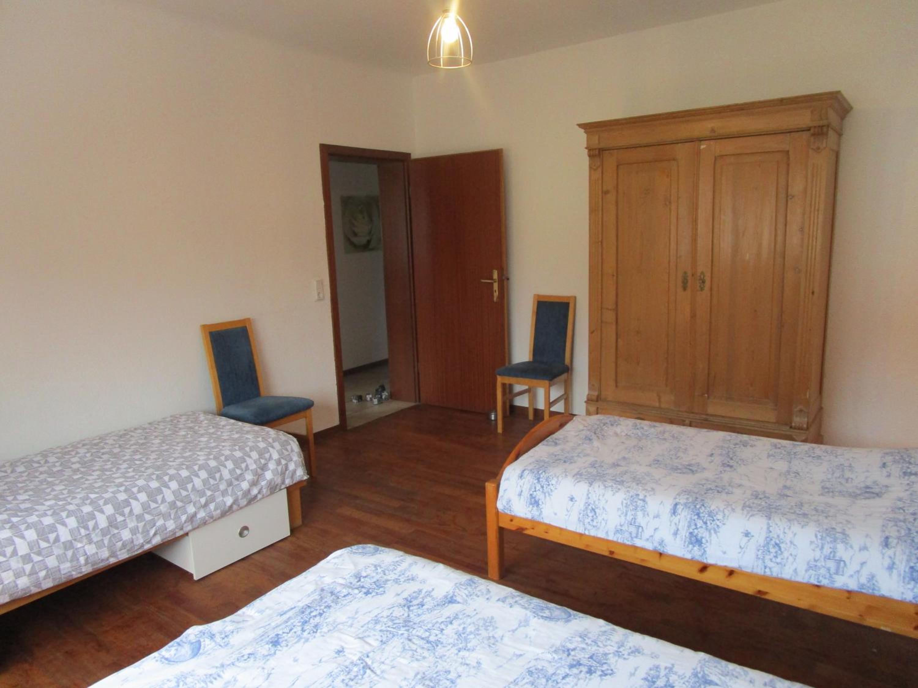 Two-Bedroom Apartment - Photo 9