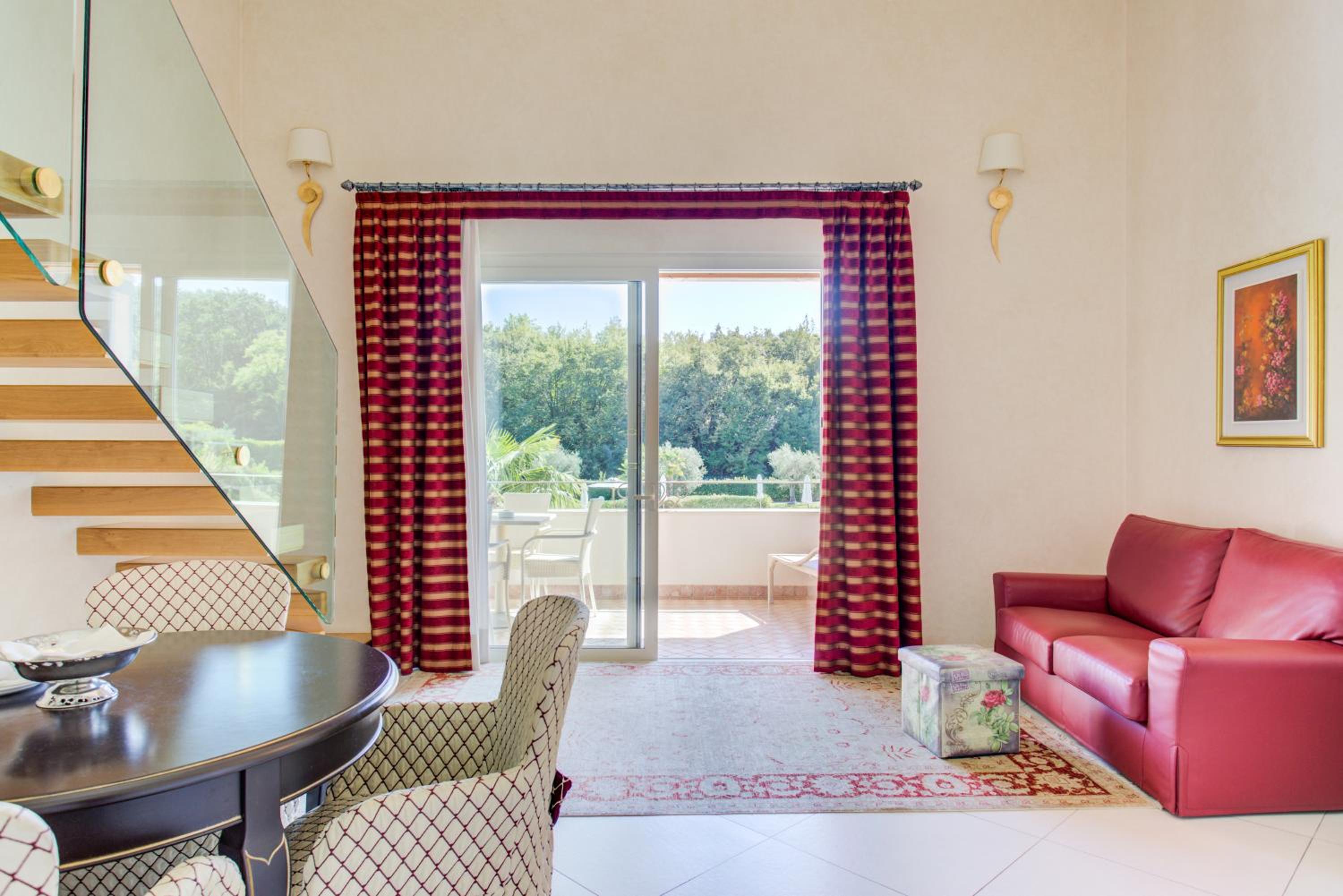 Executive Suite photo 3