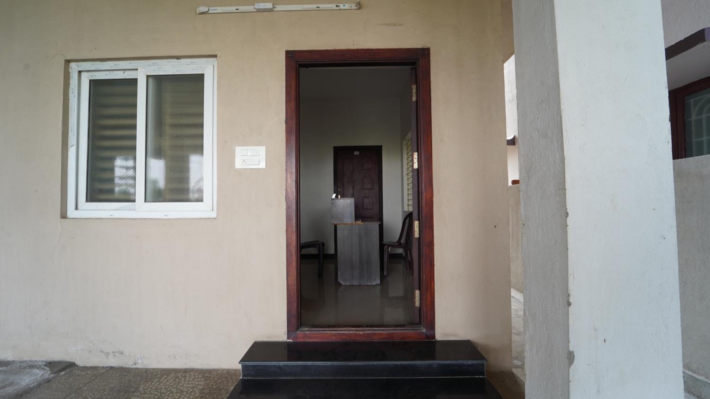 Deluxe Room - Photo 24