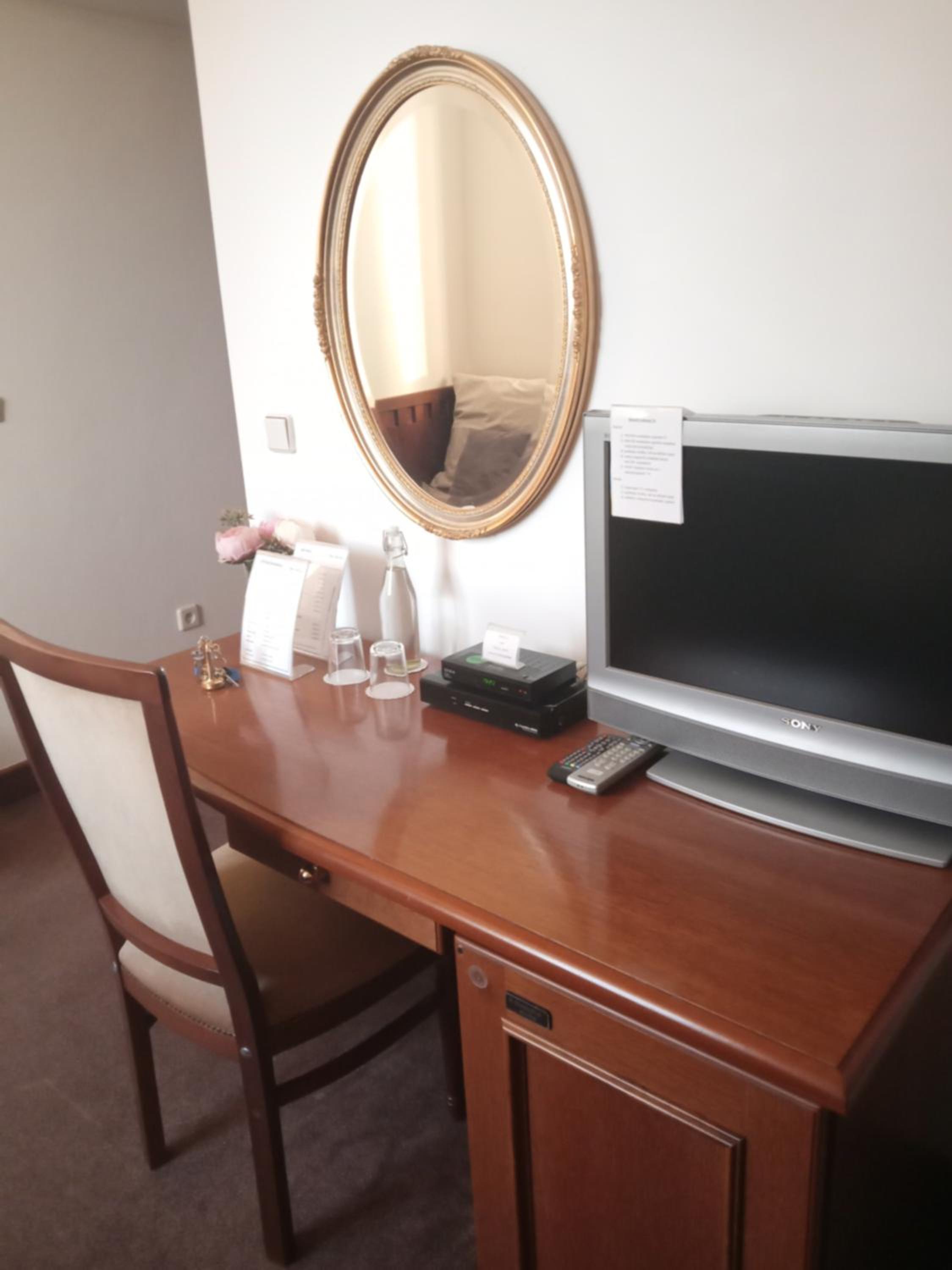 Small Twin Room photo 1