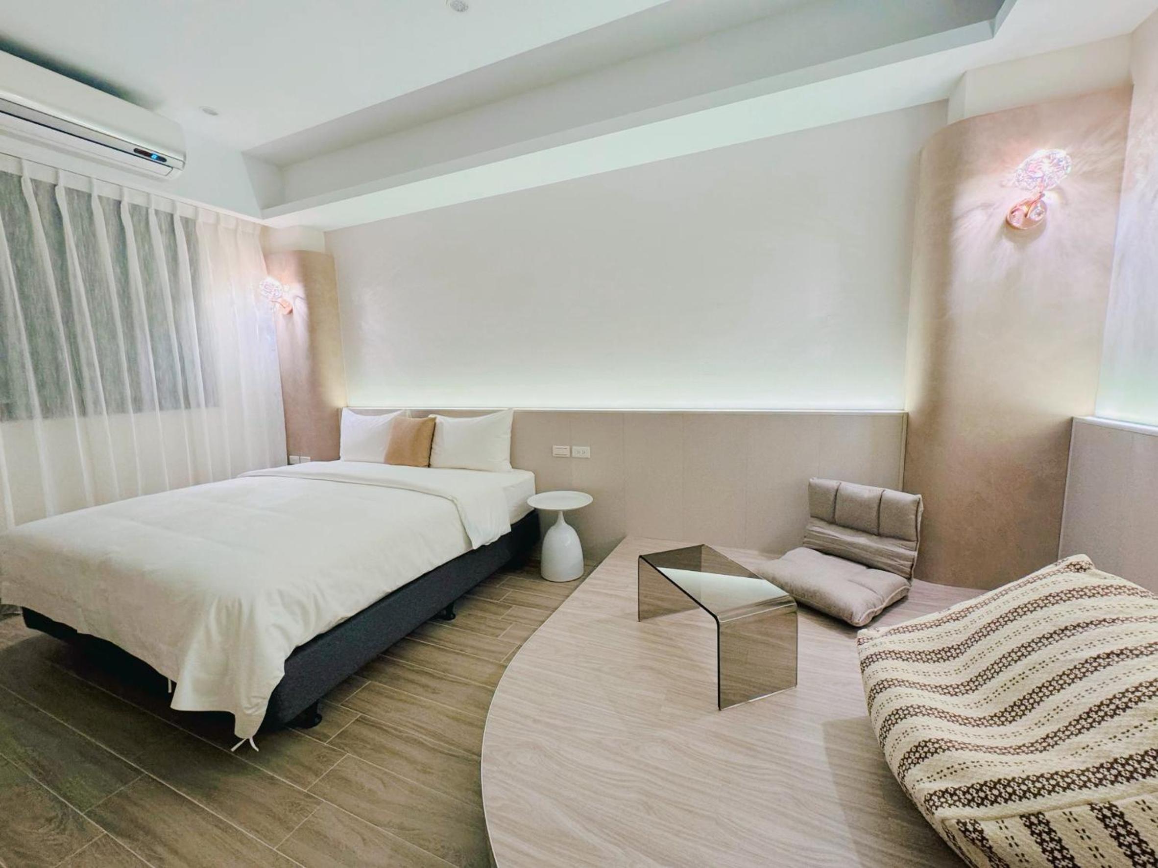 Standard Queen Room photo 1