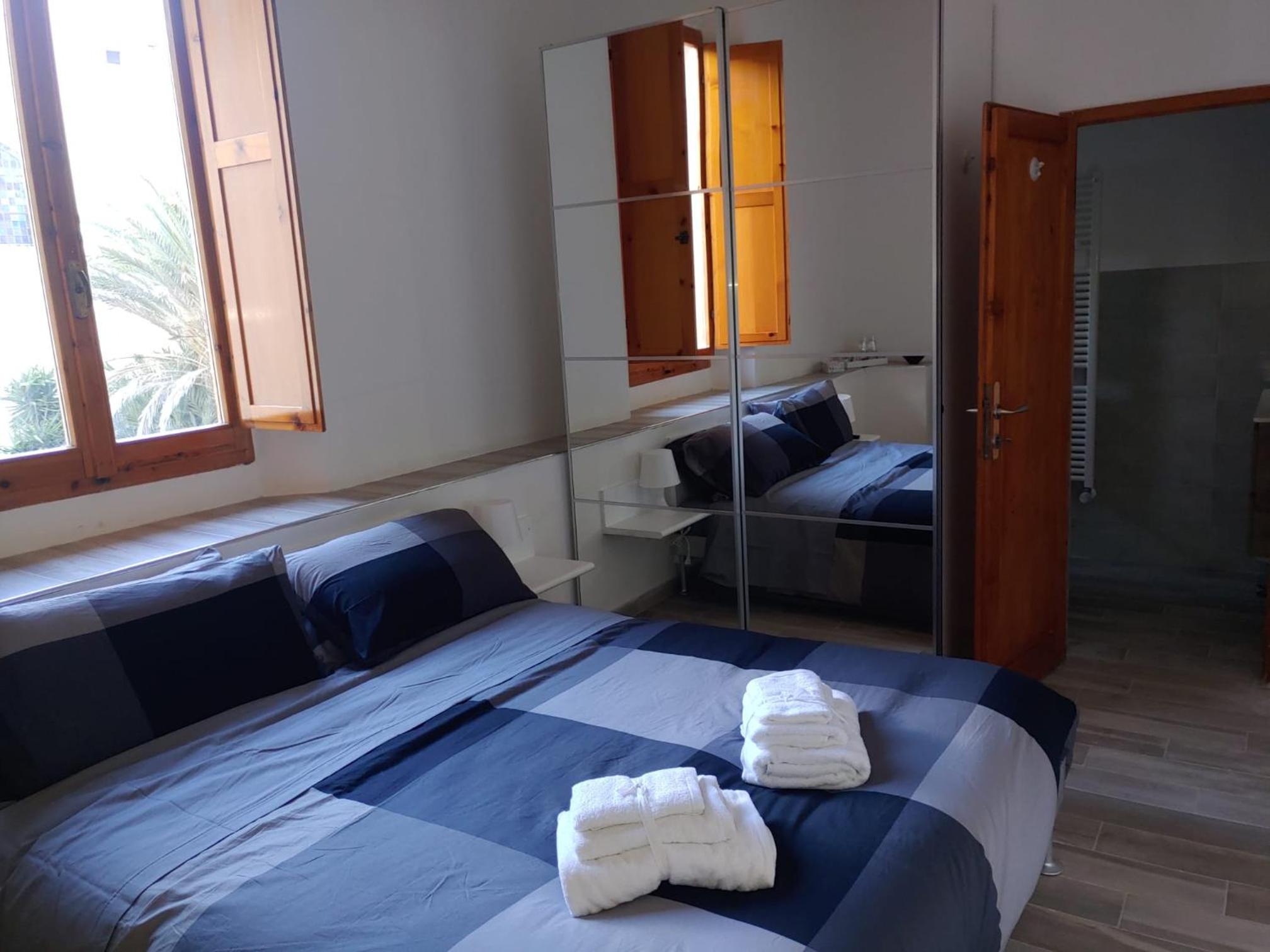 Double Room with Private Bathroom photo 2