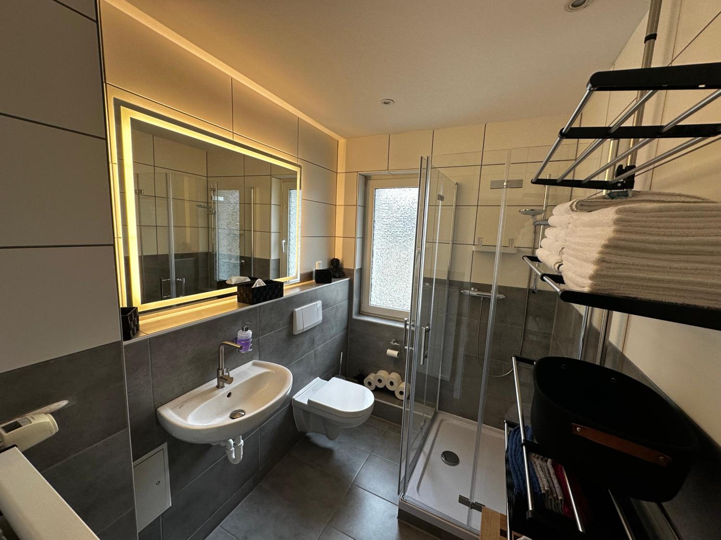Double Room with Shared Bathroom photo 2