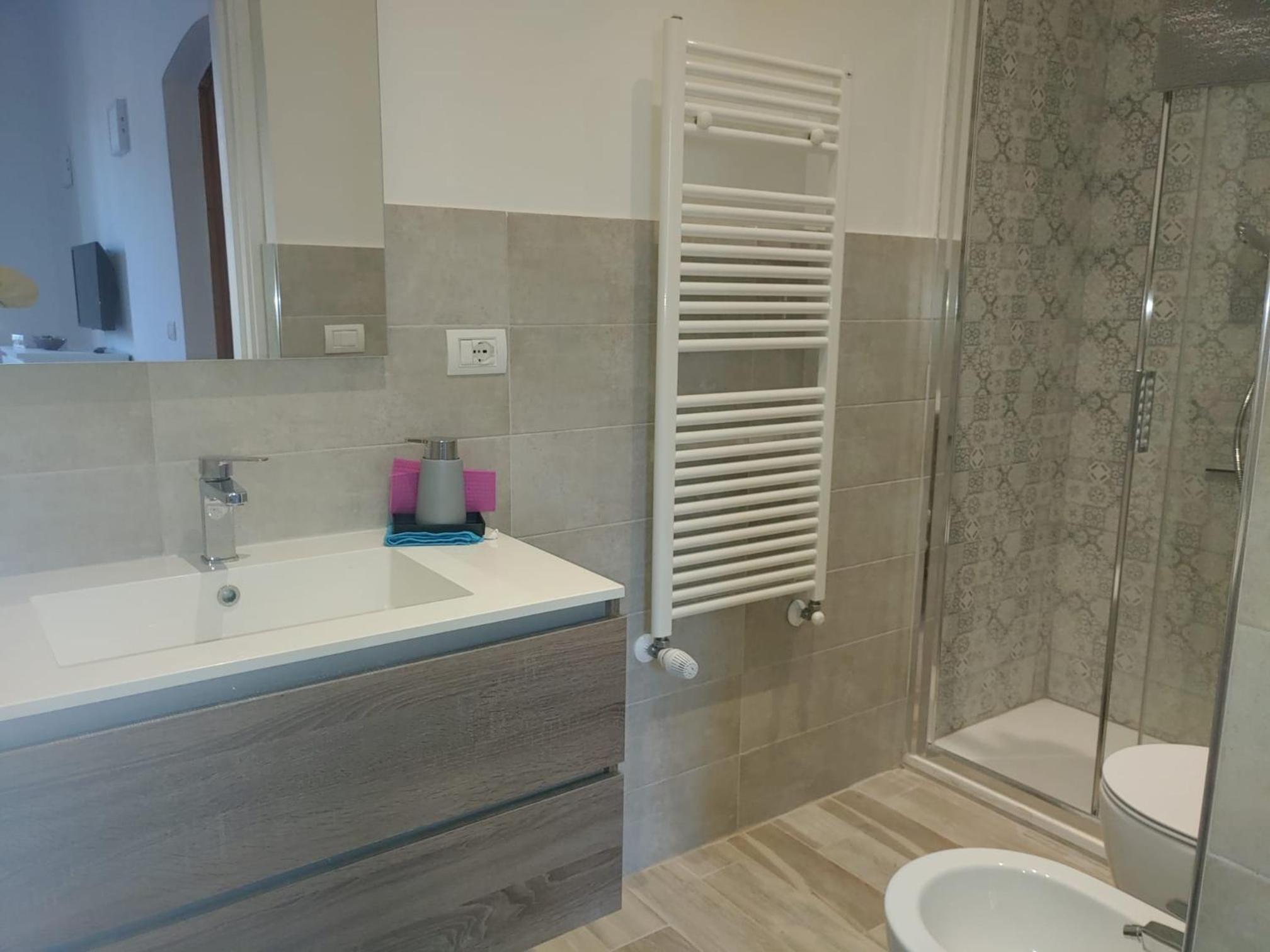 Double Room with Private Bathroom photo 2