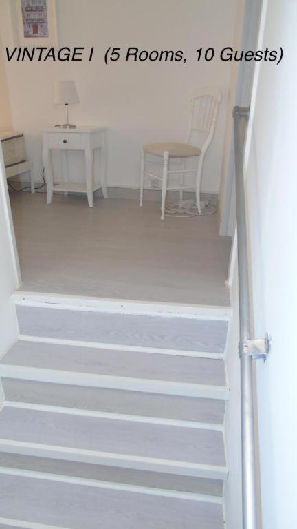 Apartment - Split Level - Photo 25