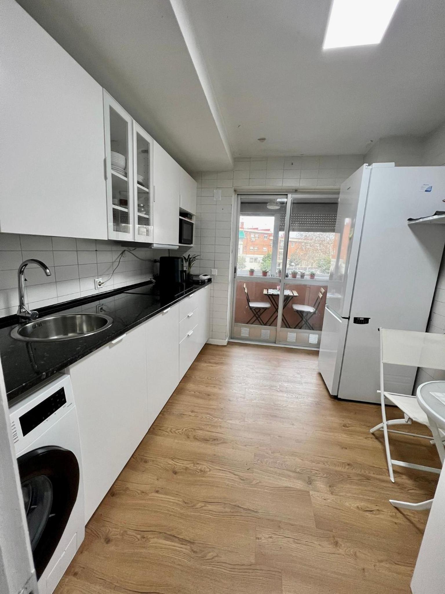 Single Room photo 3