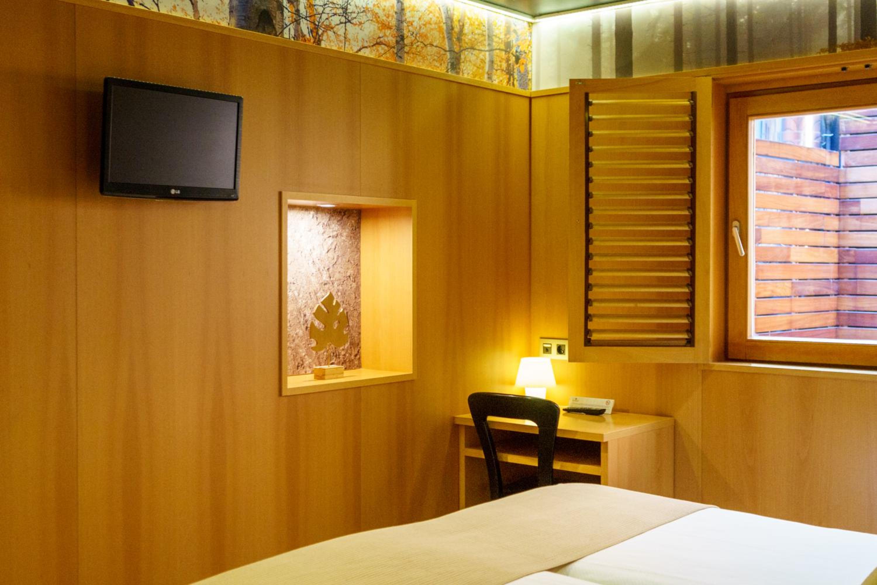 Double or Twin Room photo 2