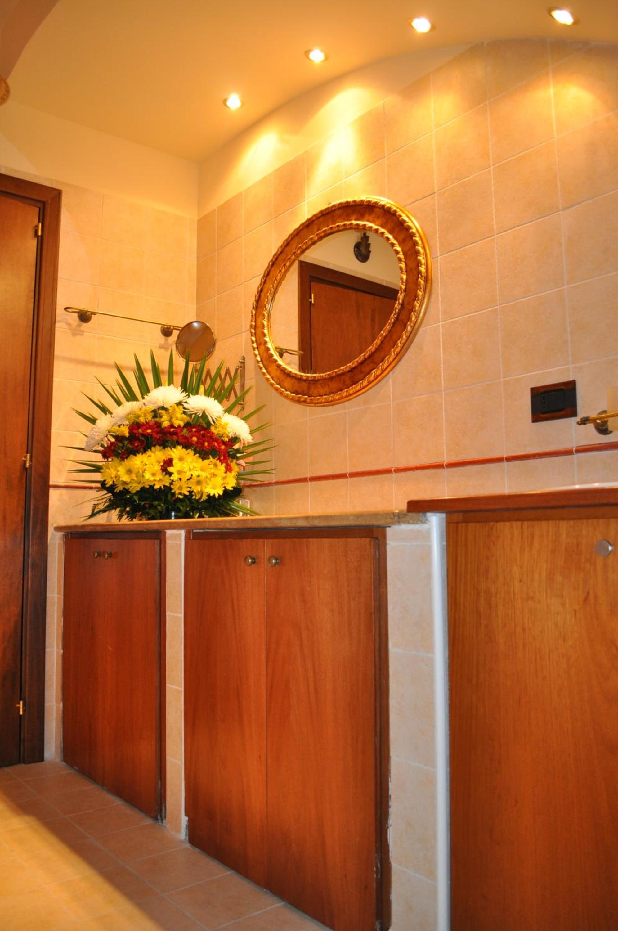 Luxury Triple Room - Photo 7