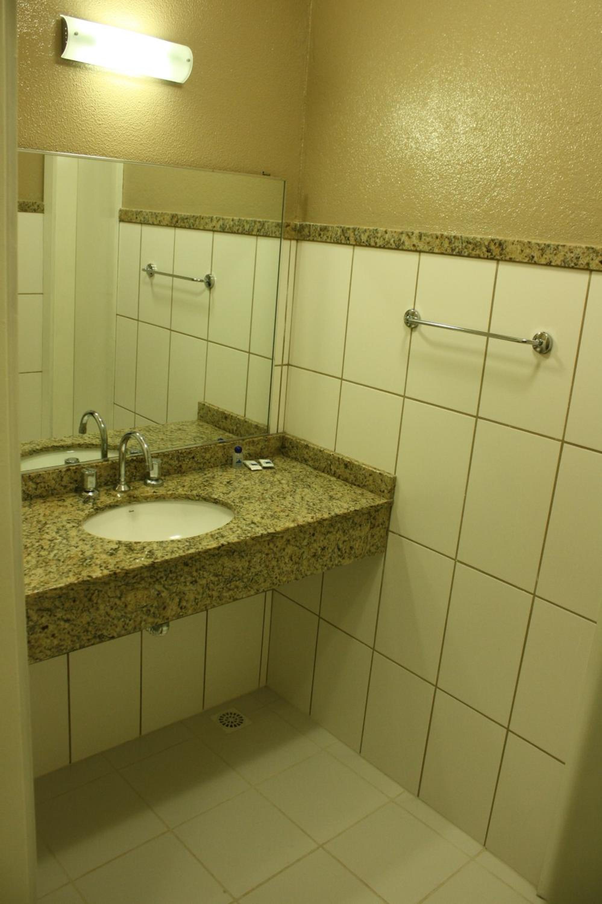 Suite (3 Adults) photo 3