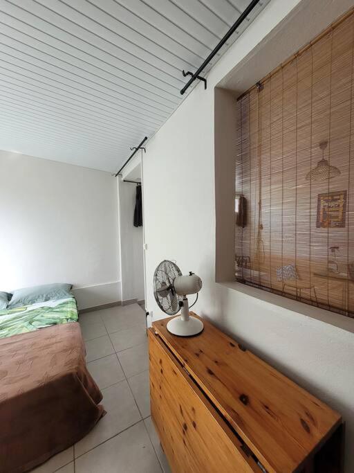 One-Bedroom House photo 1