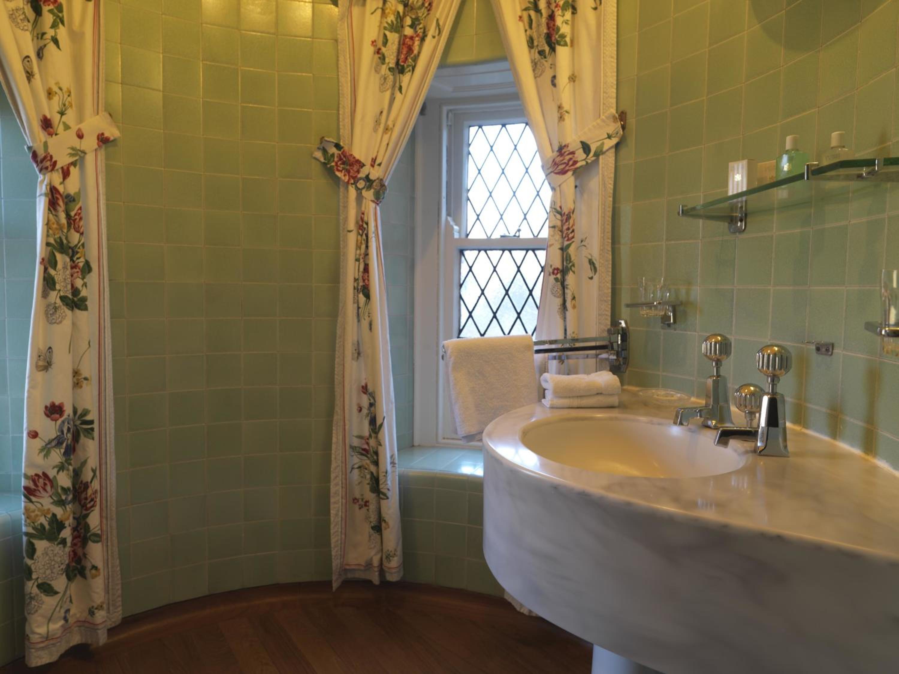 Classic Twin Room - Main Building - Photo 5