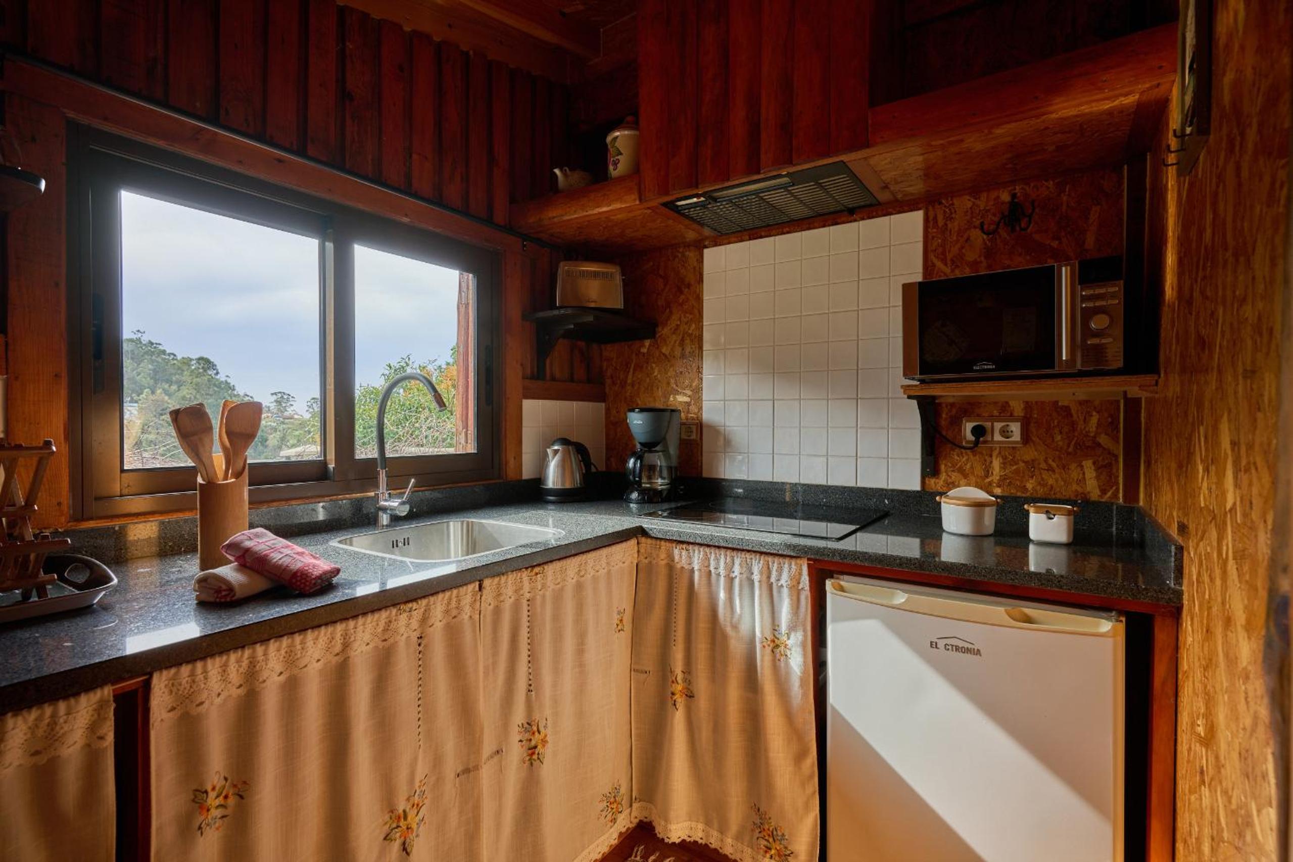 Bungalow with Garden View photo 3