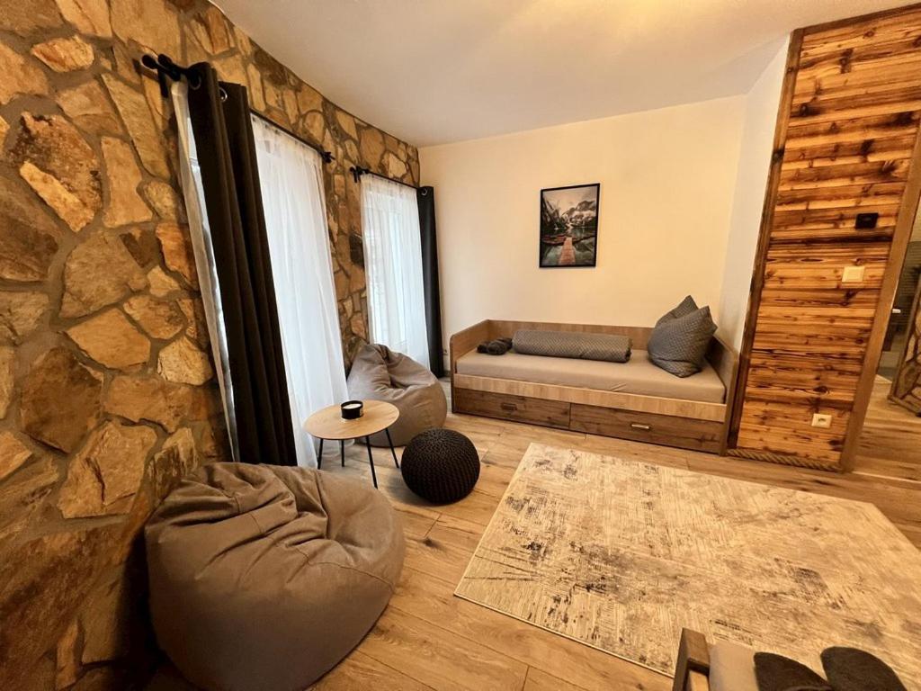 Three-Bedroom Chalet photo 2