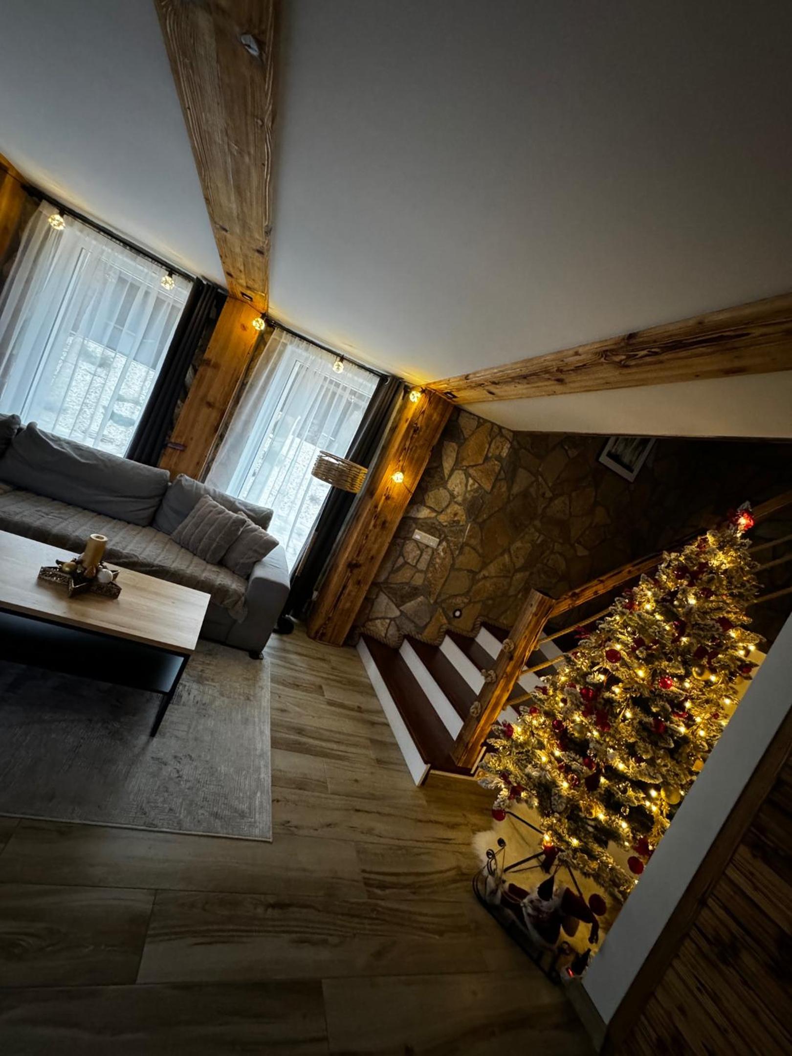 Three-Bedroom Chalet photo 3