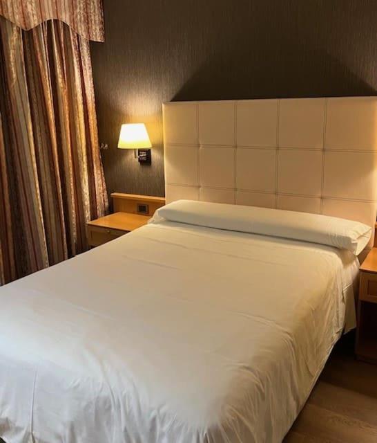 Economy Double Room photo 3