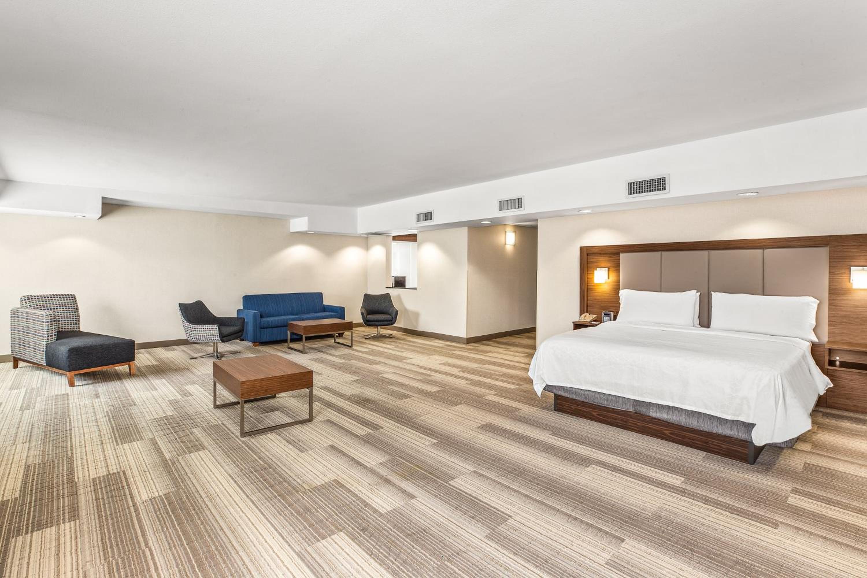 King Suite photo 2