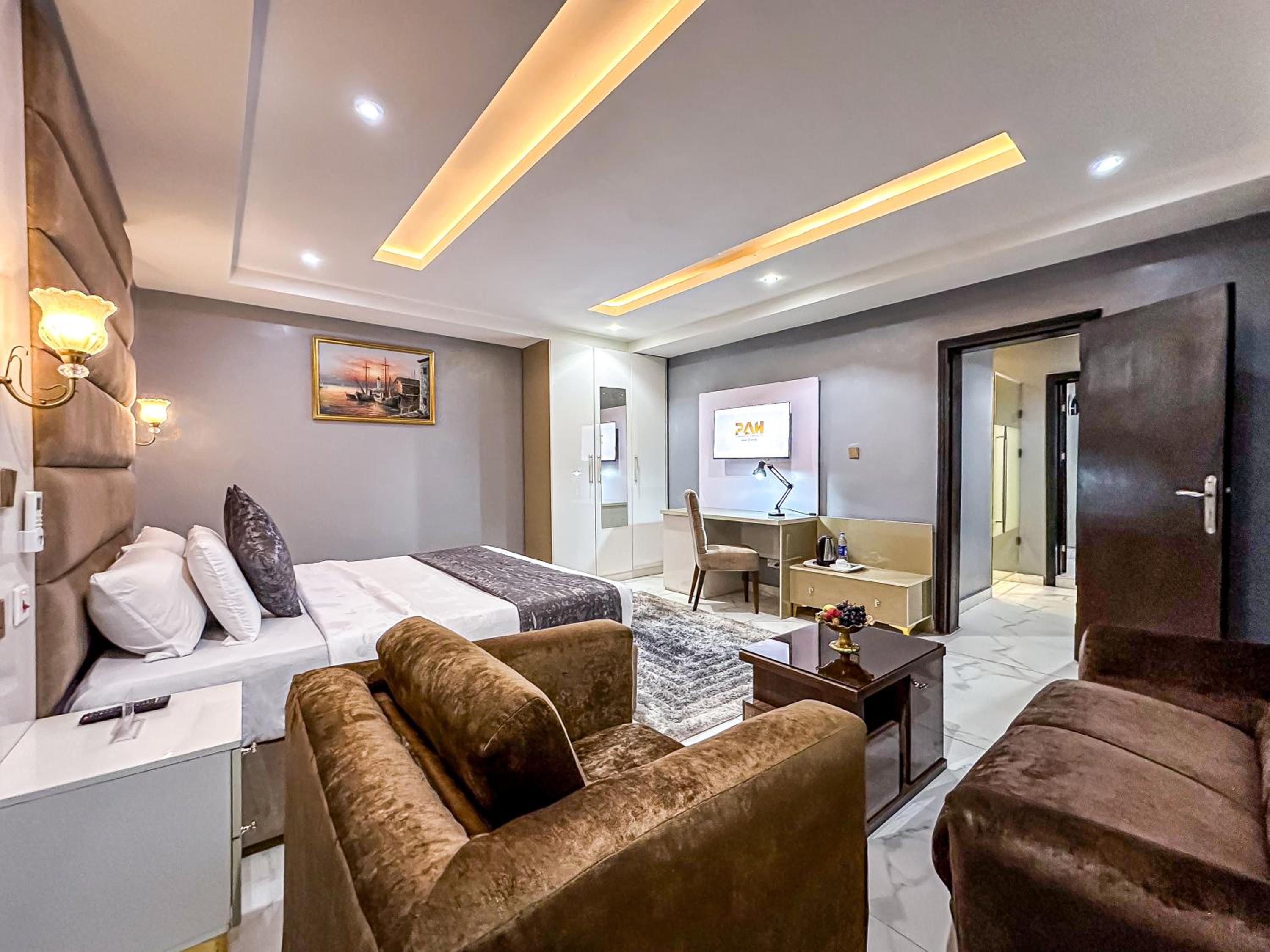 Presidential Suite photo 1