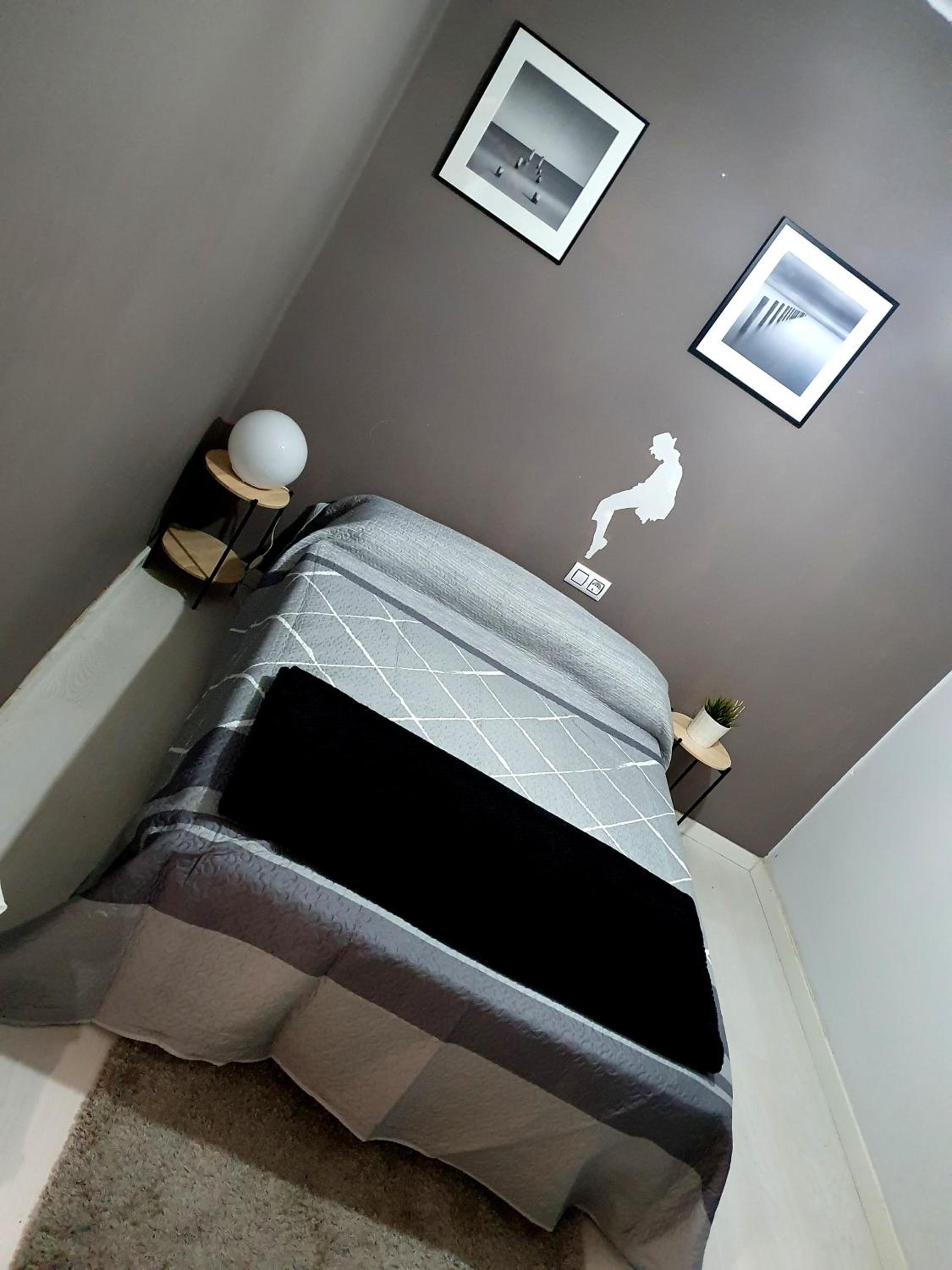 Habitación Doble con Baño Compartido