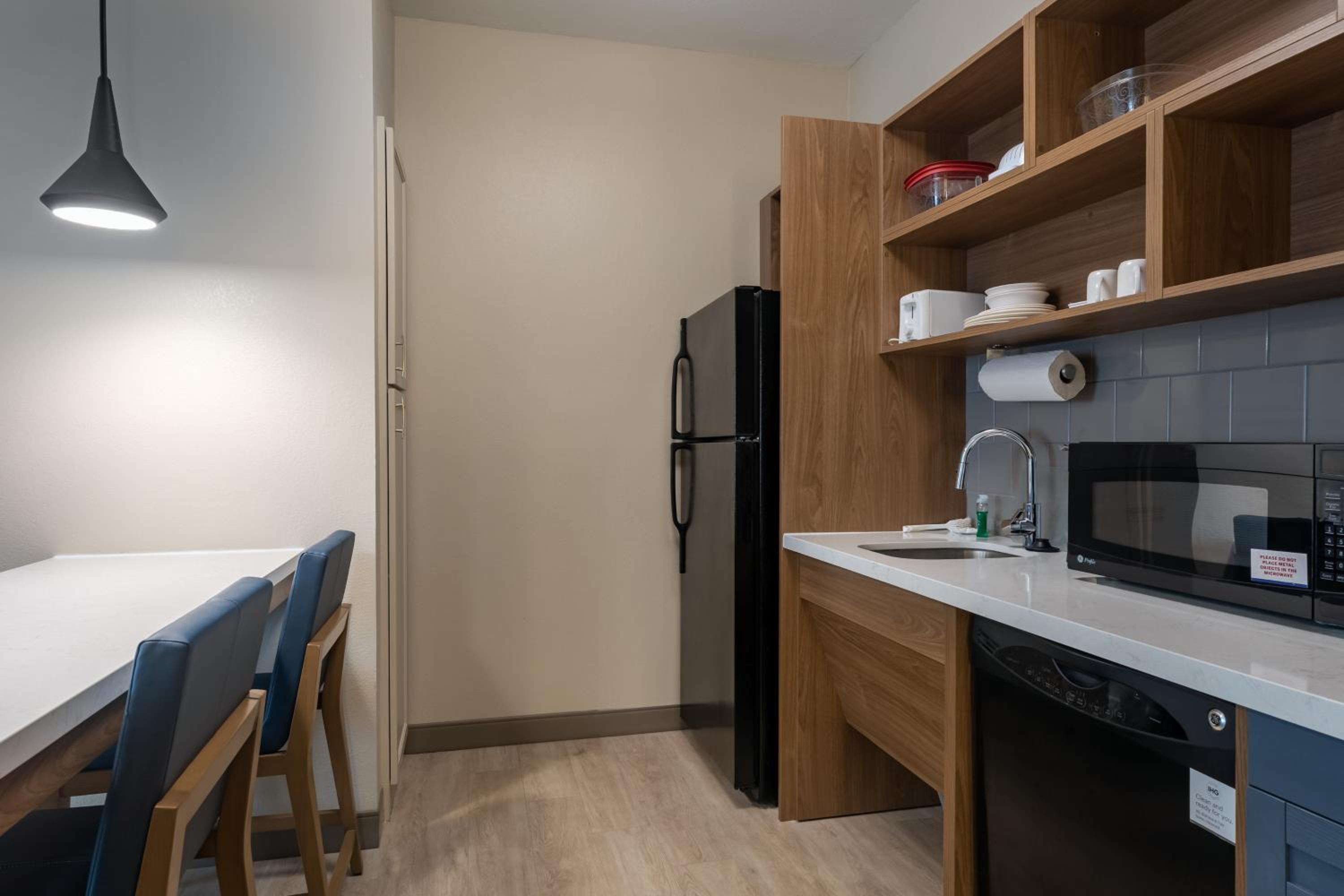 King Studio Suite - Photo 3