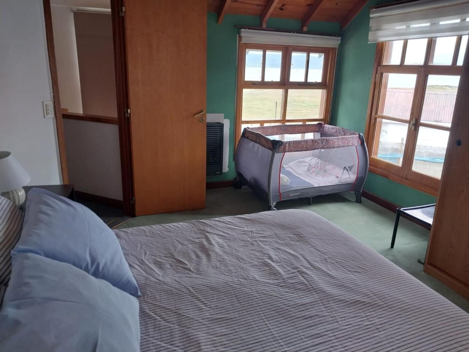 Two-Bedroom House photo 2