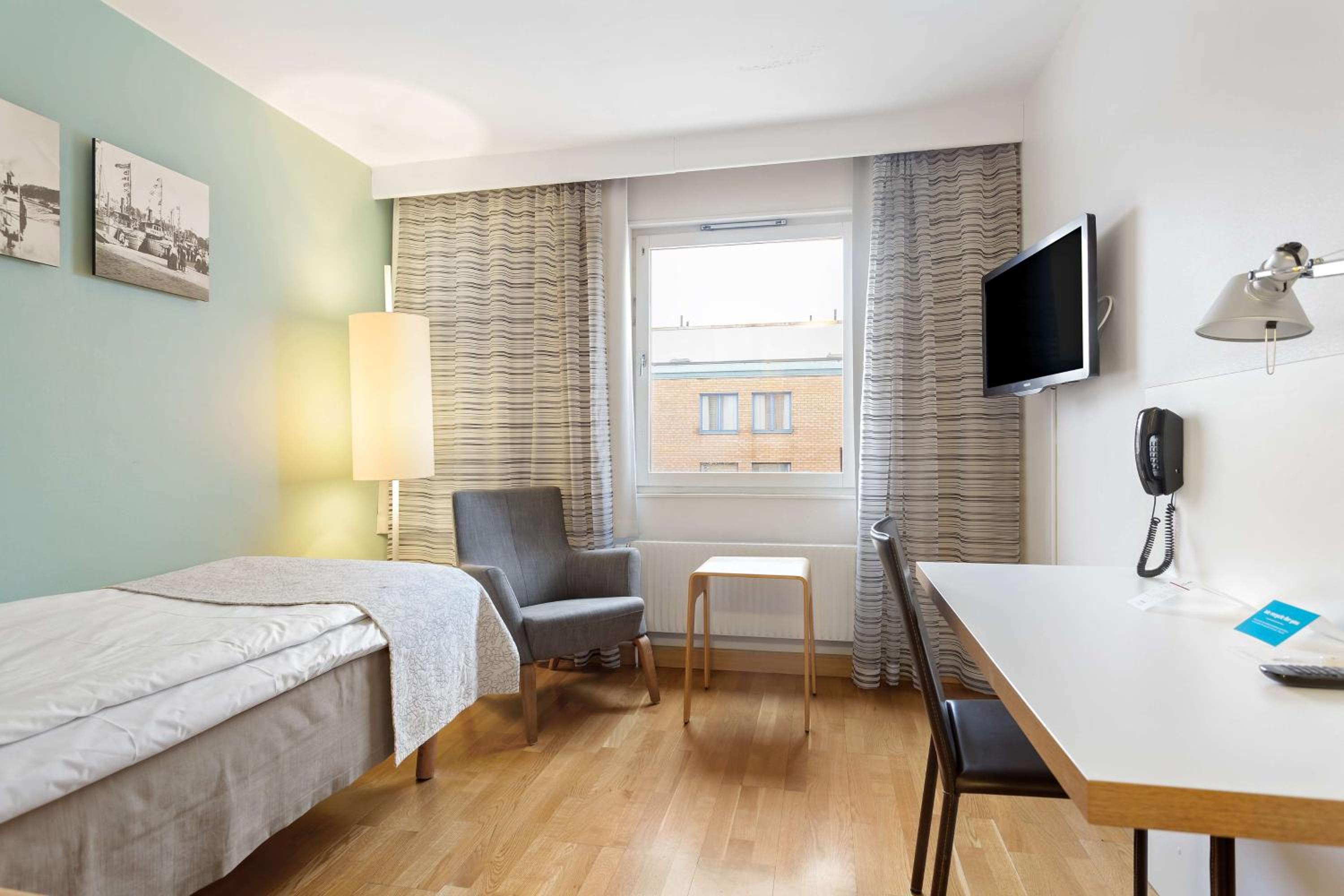 Economy Double Room - Photo 5