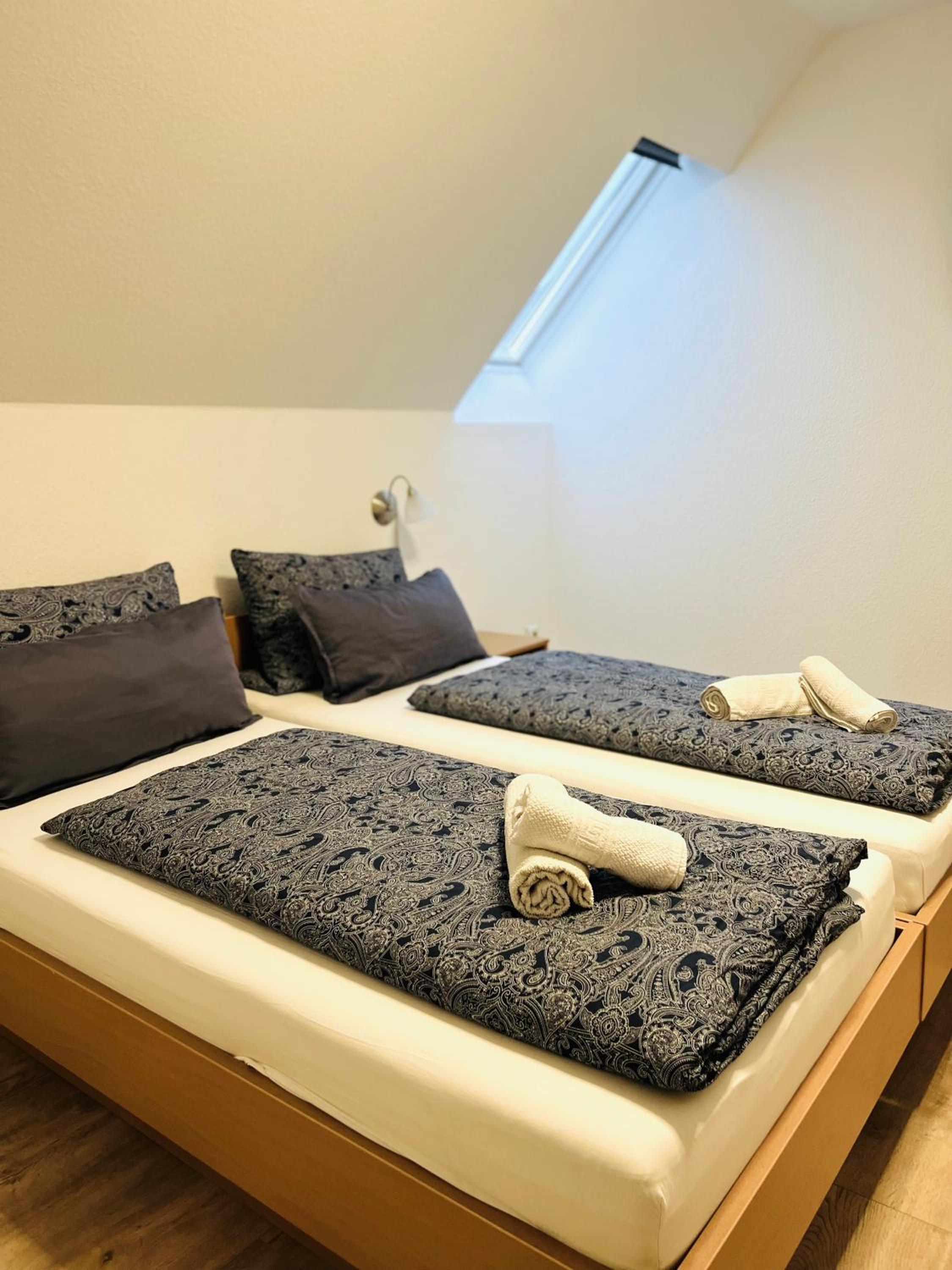 Double Room - Photo 9