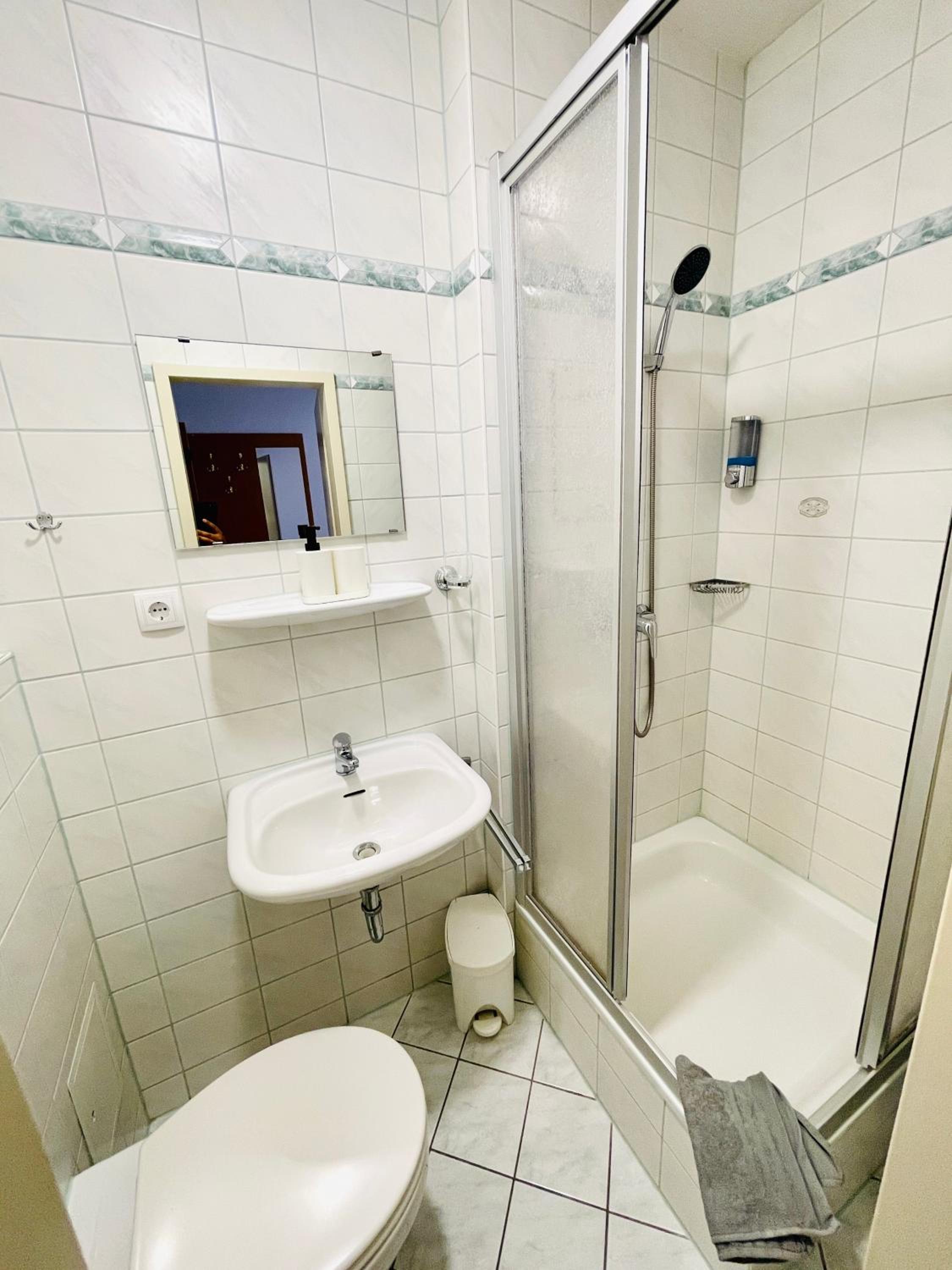 Budget Single Room photo 2