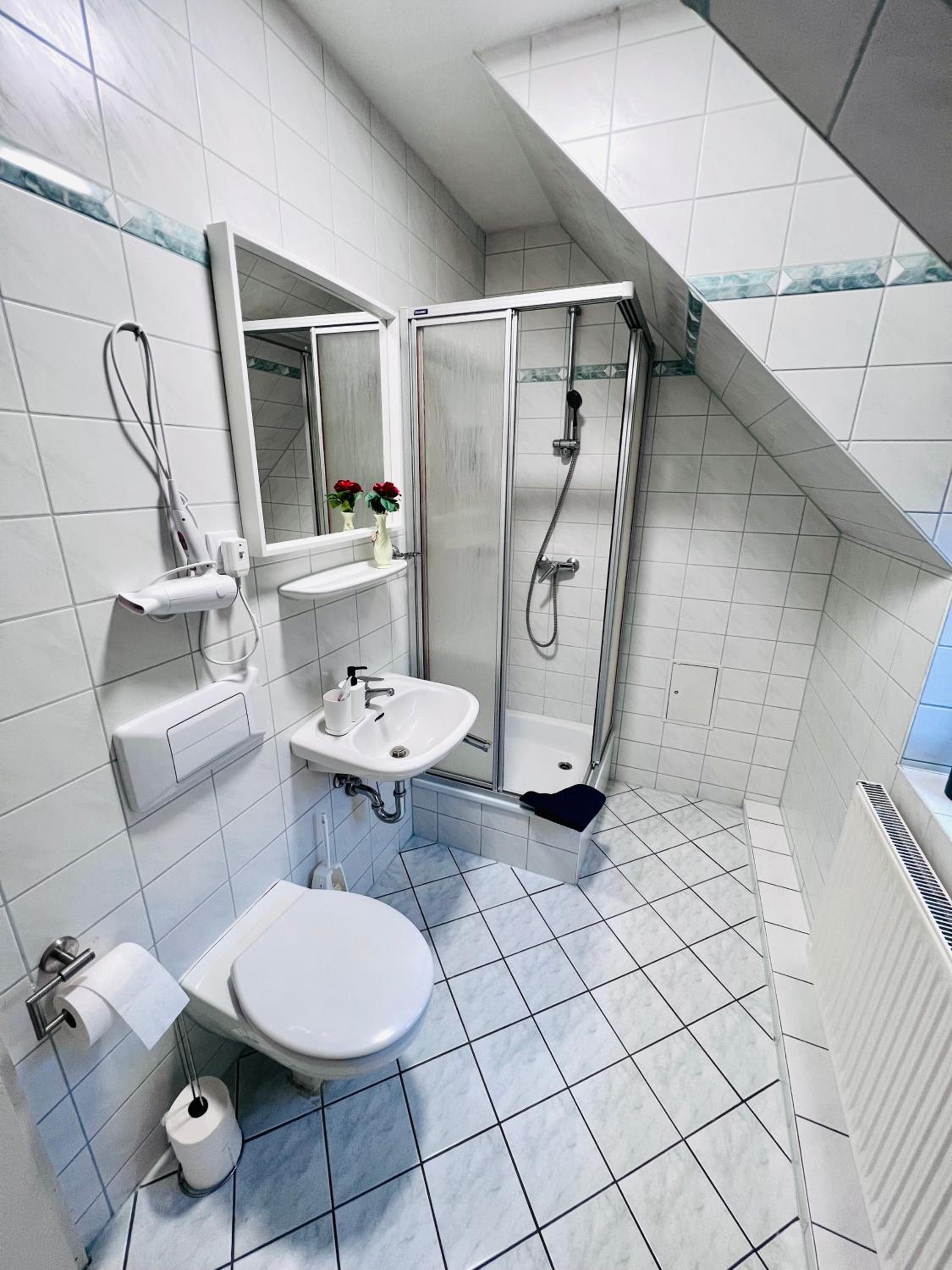 Double Room - Photo 2