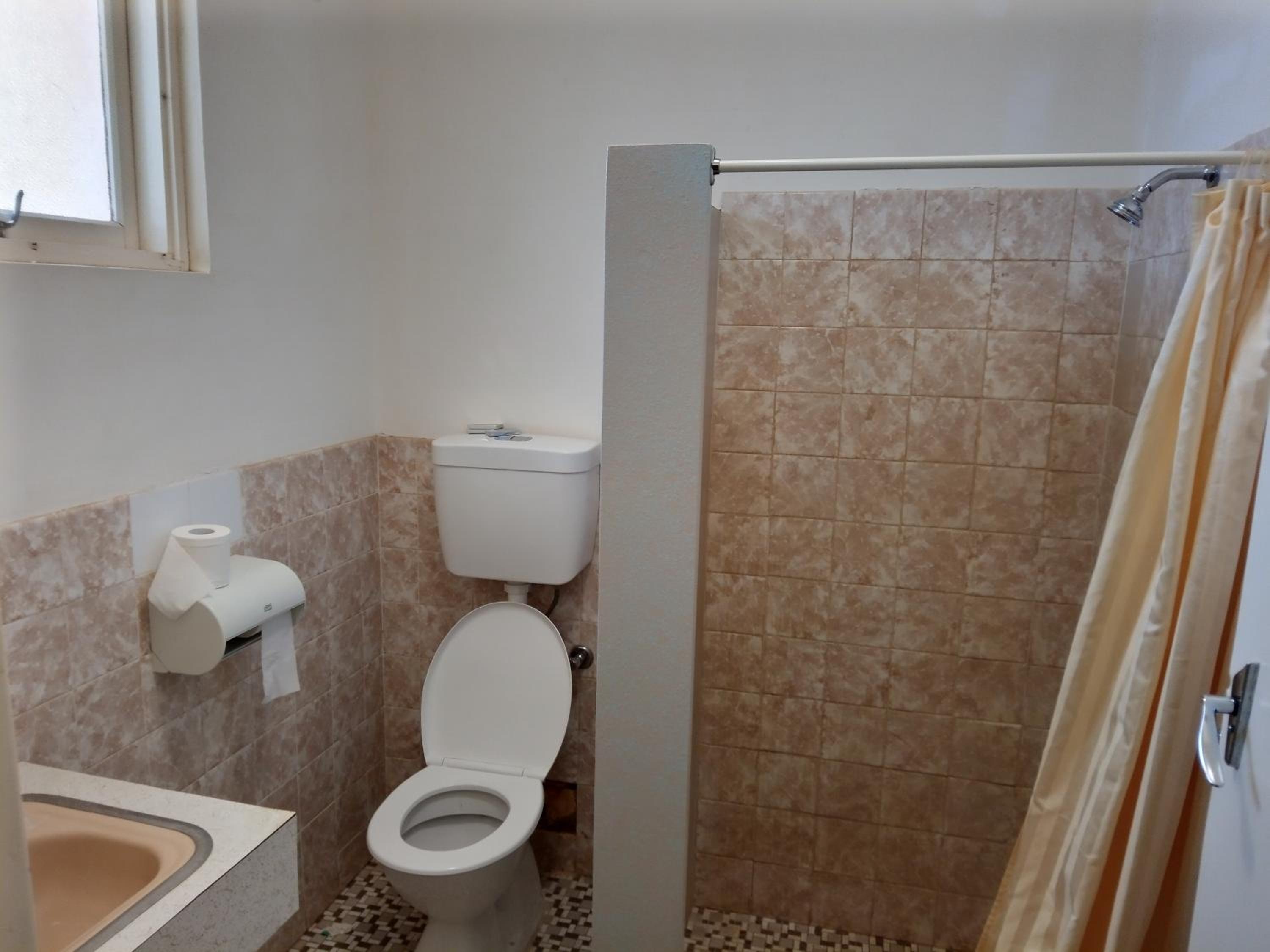 Family Room with Shower photo 3