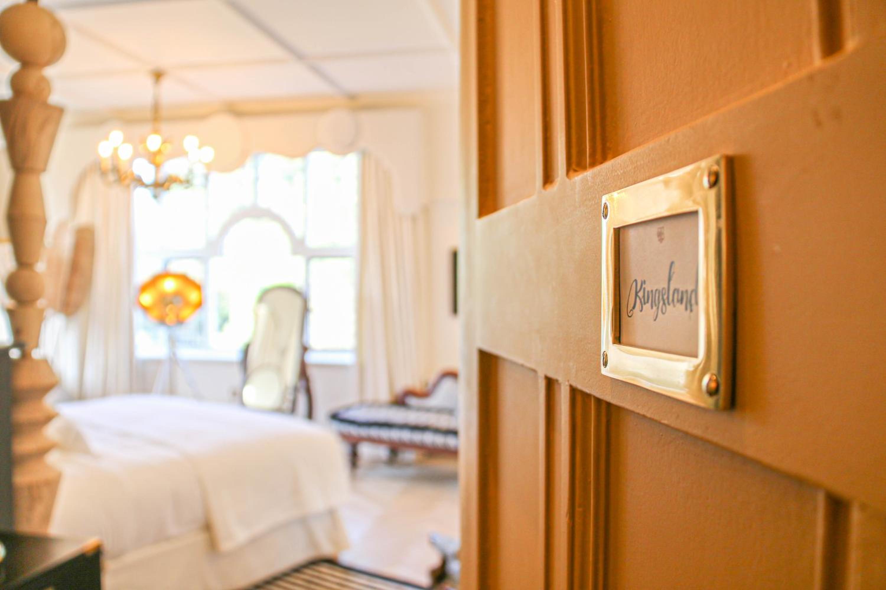 Deluxe Suite - Photo 7