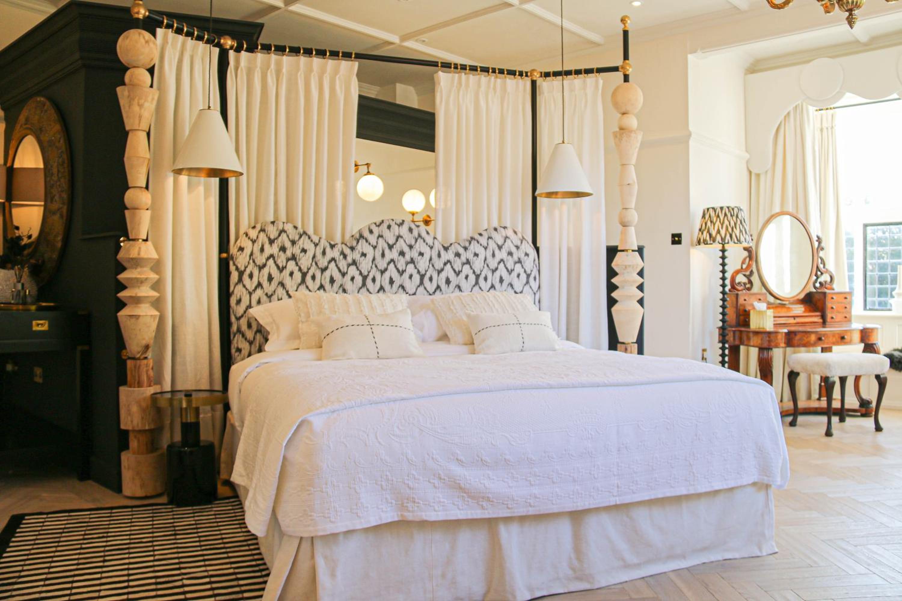 Deluxe Suite - Photo 6