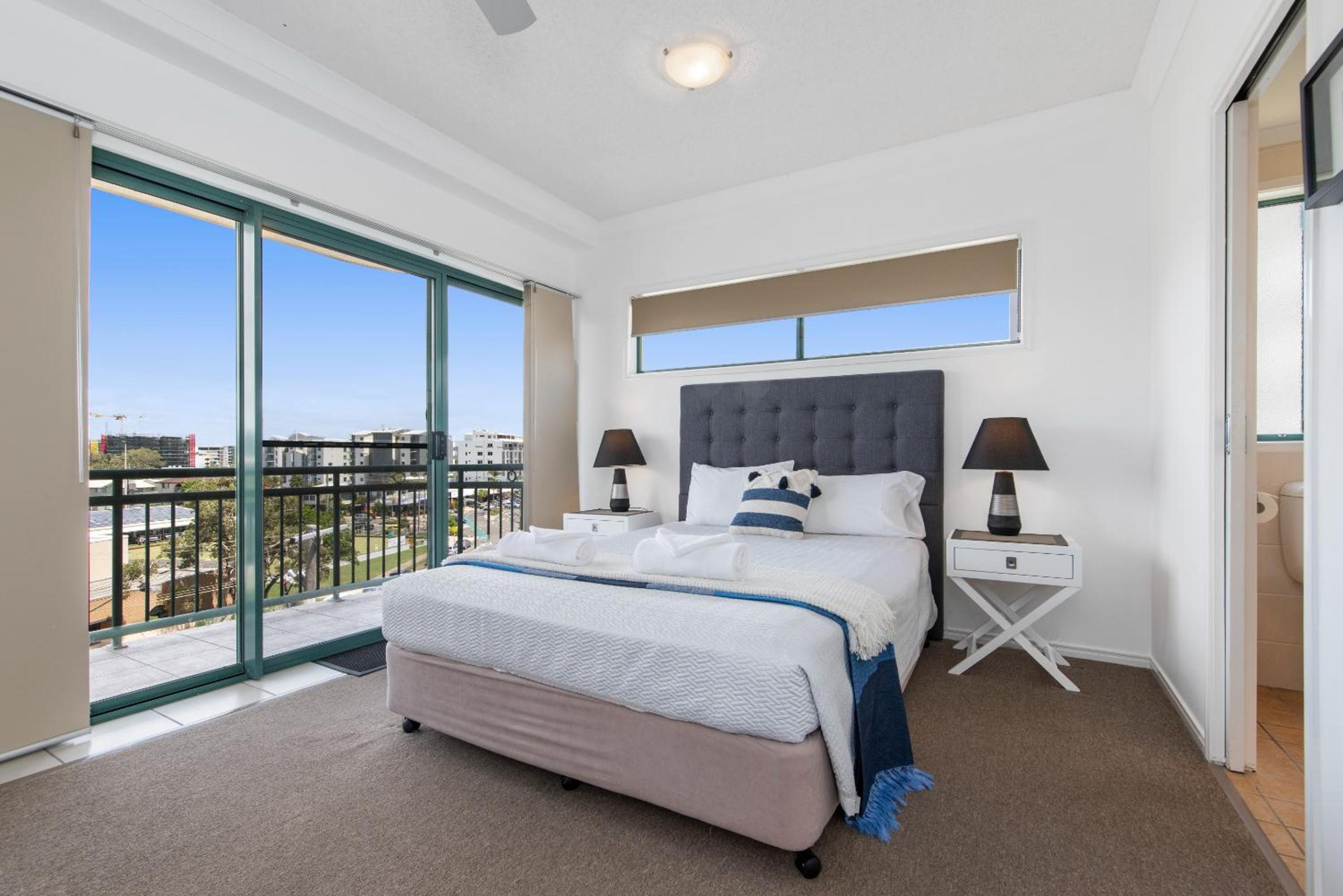 Apartment with Sea View photo 2