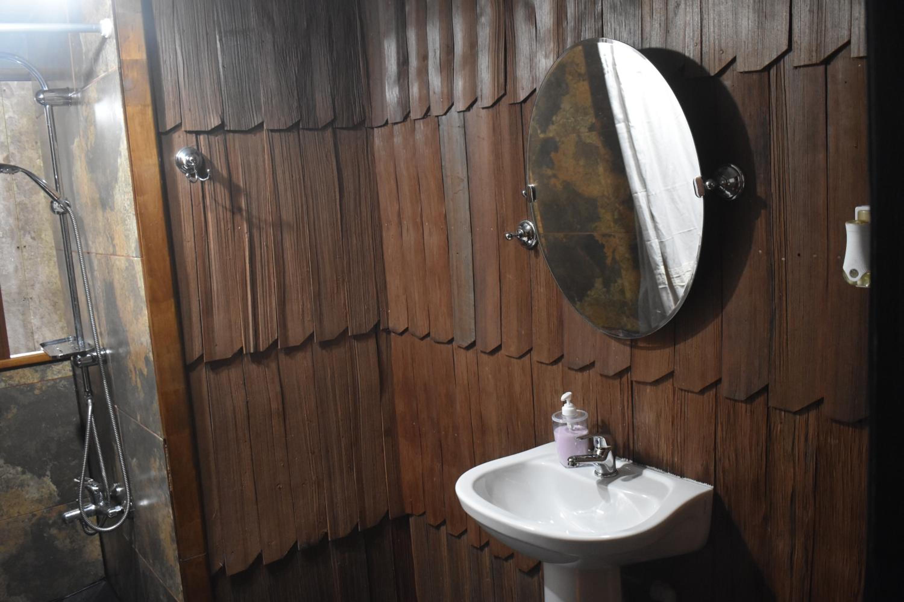 Budget Single Room photo 2