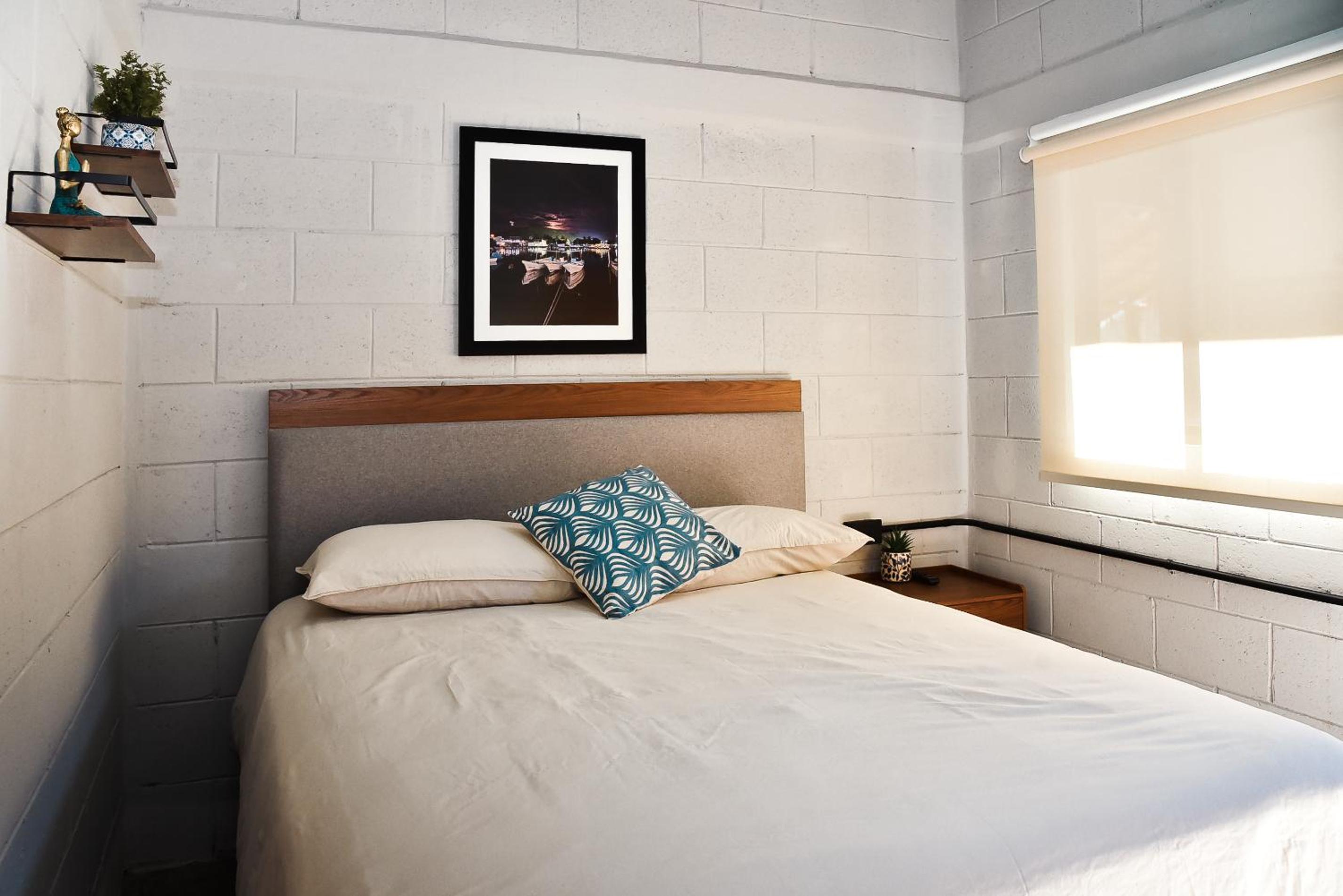 Standard King Room - Photo 3