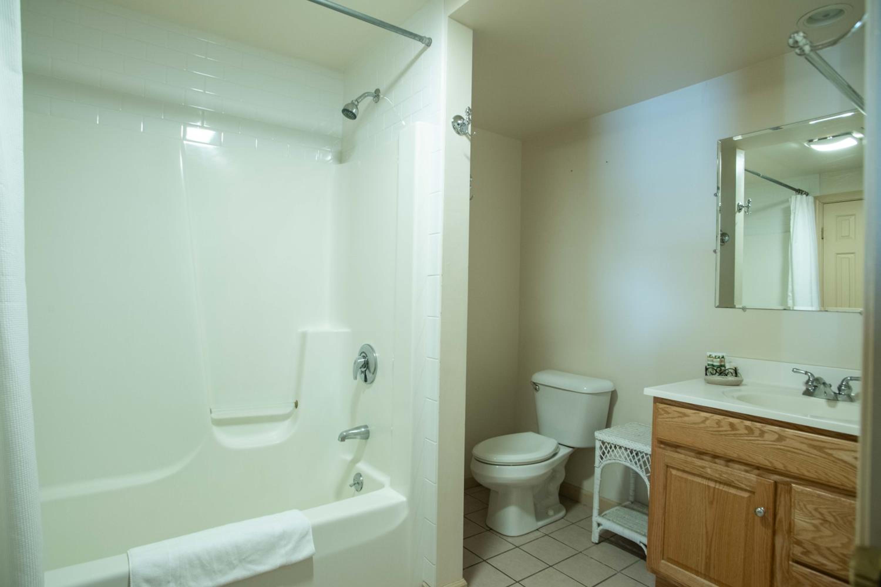 Double Room with Extra Bed photo 2