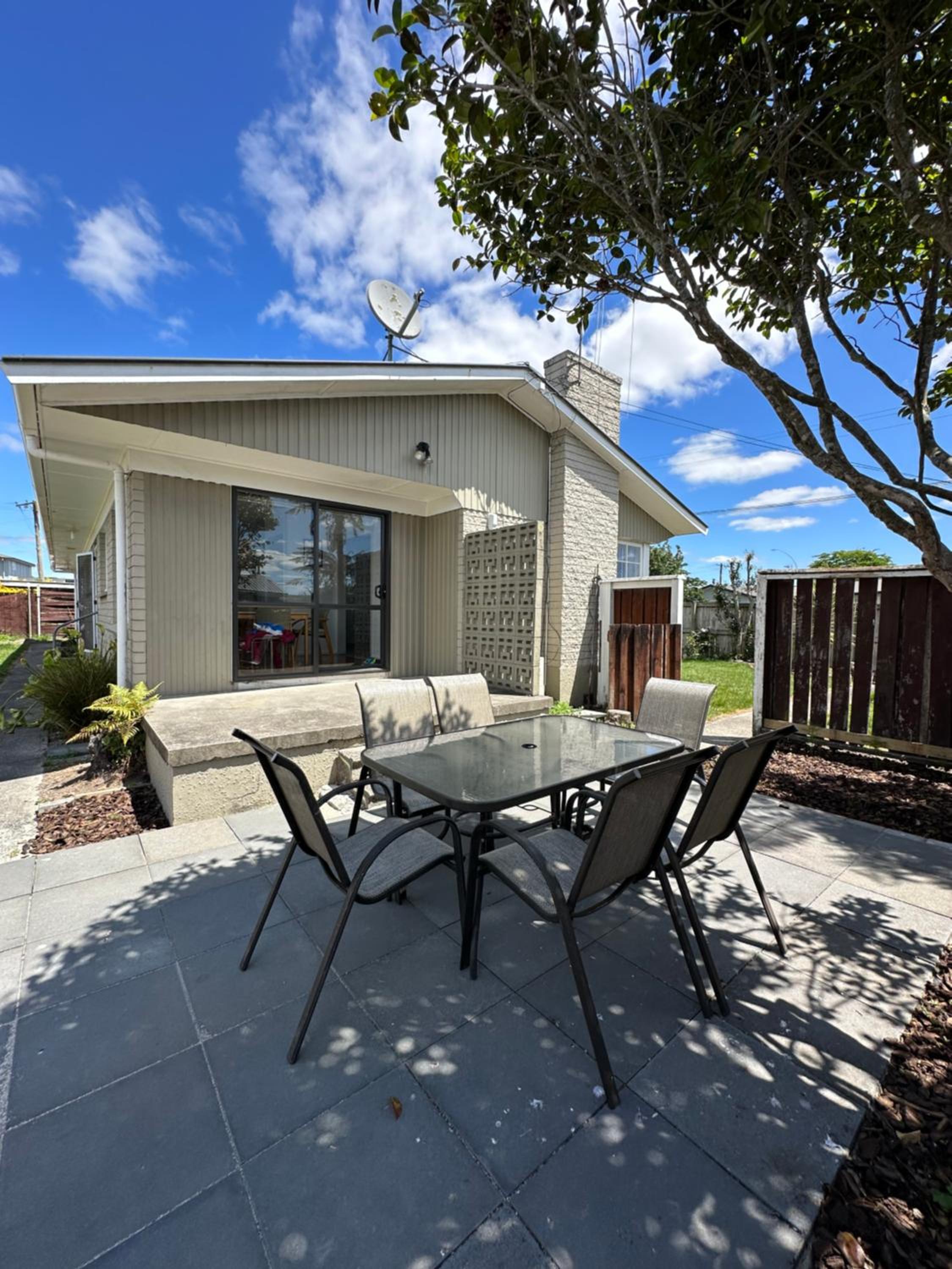 Three-Bedroom Villa photo 2